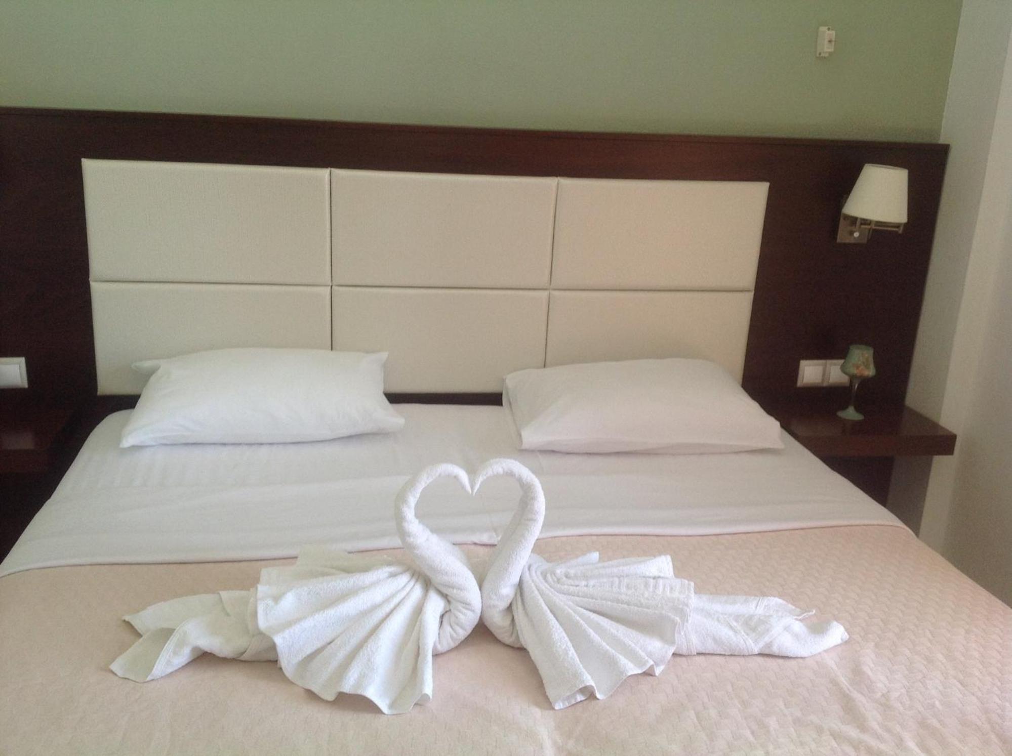 Double or Twin Room with Balcony photo 1