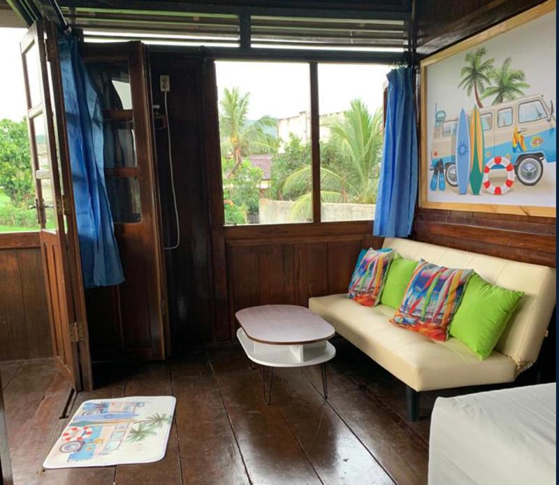 Family Suite with Balcony - Photo 2