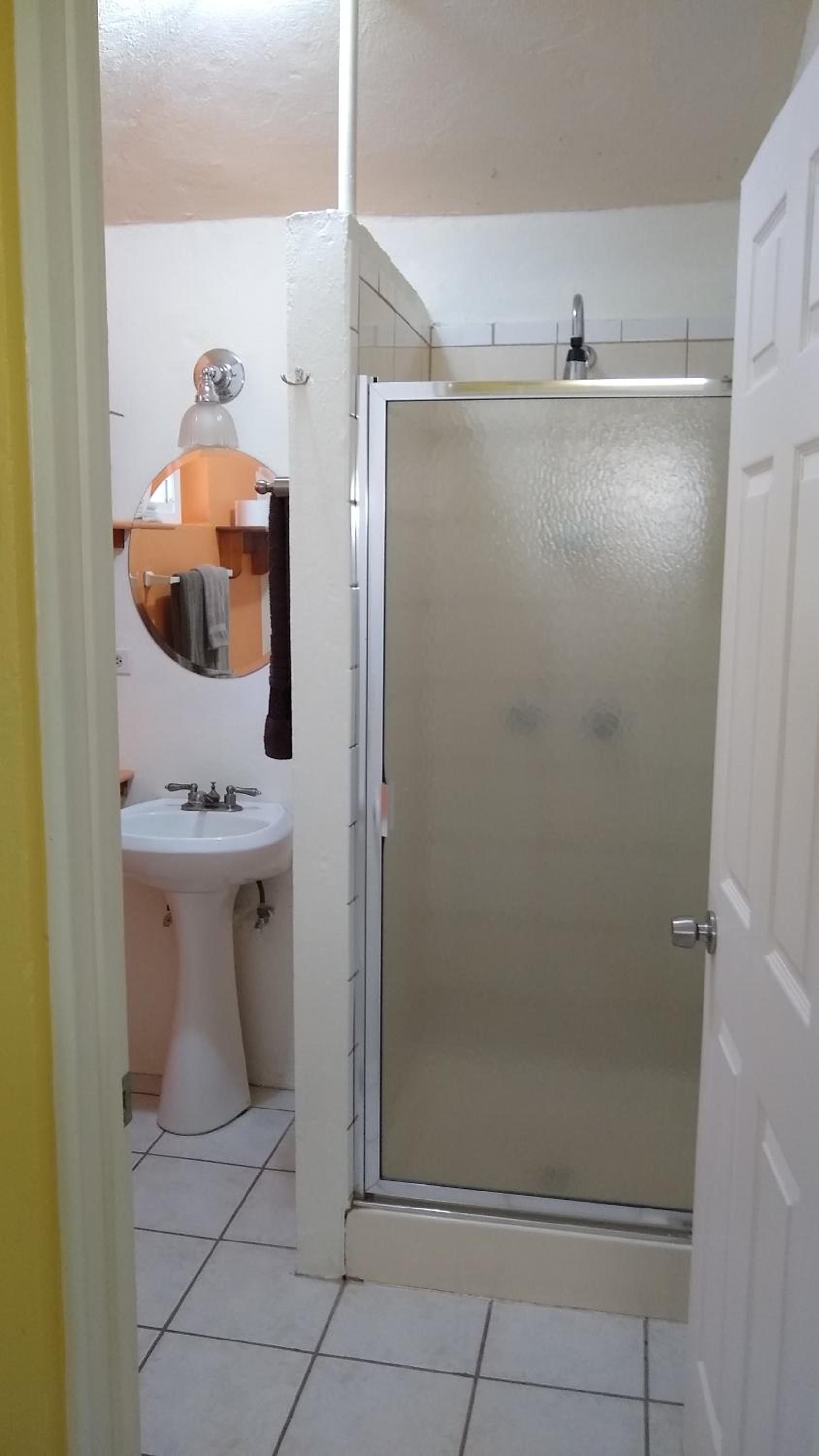 Deluxe Double or Twin Room with Pool View - Photo 12