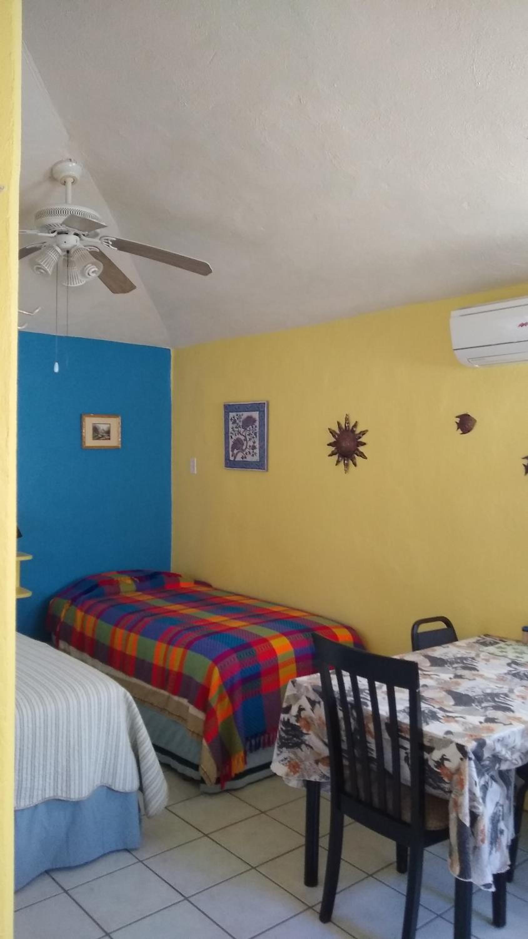 Deluxe Double or Twin Room with Pool View - Photo 6