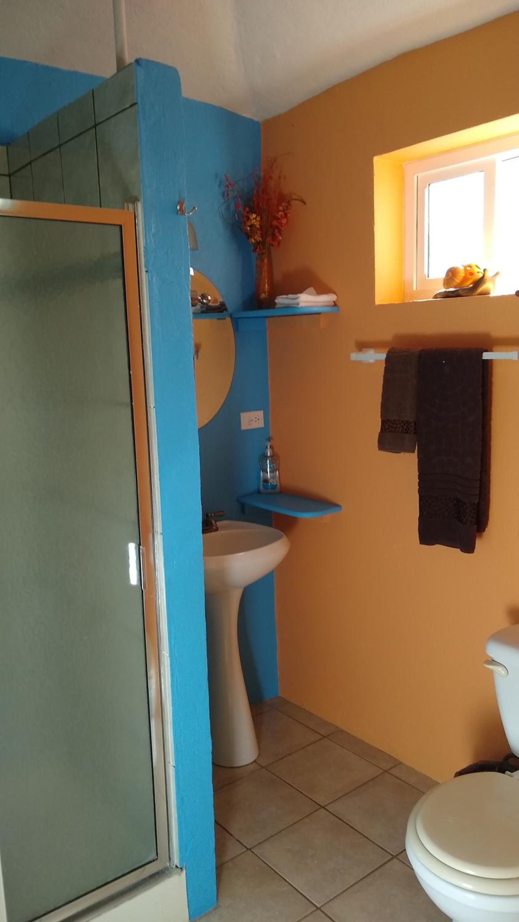 Deluxe Double or Twin Room with Pool Access - Photo 10