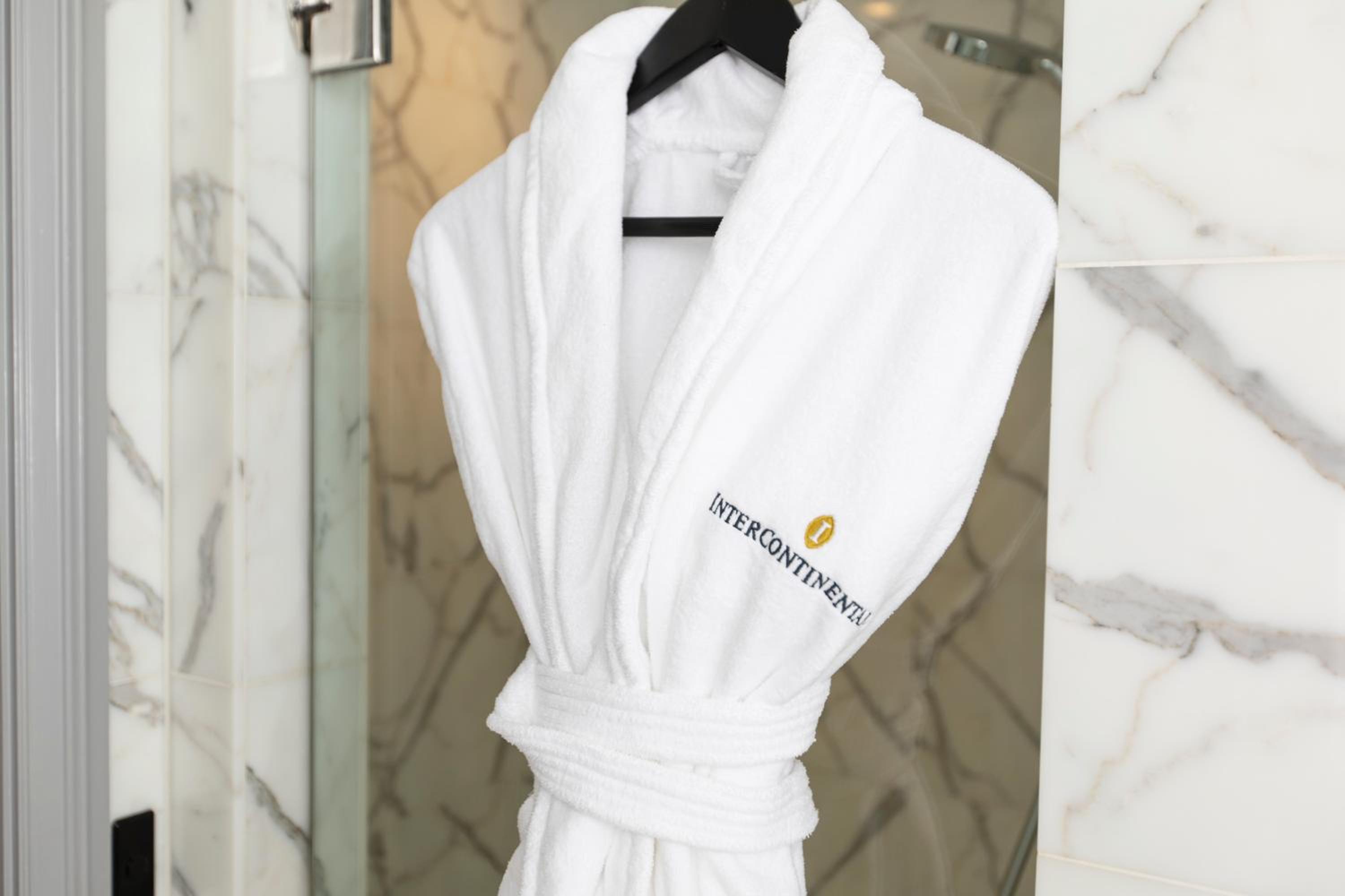Bay Suite