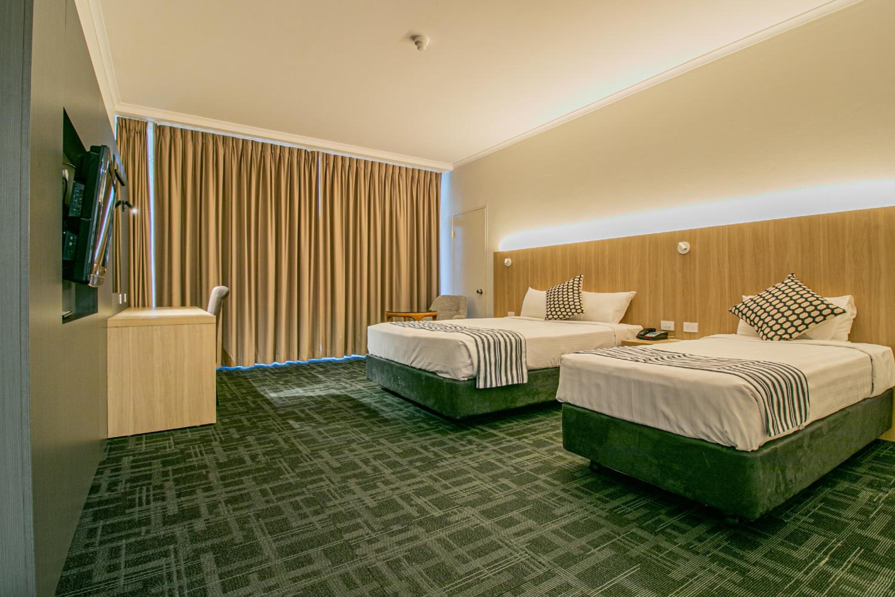 Twin Room - Ocean Side
