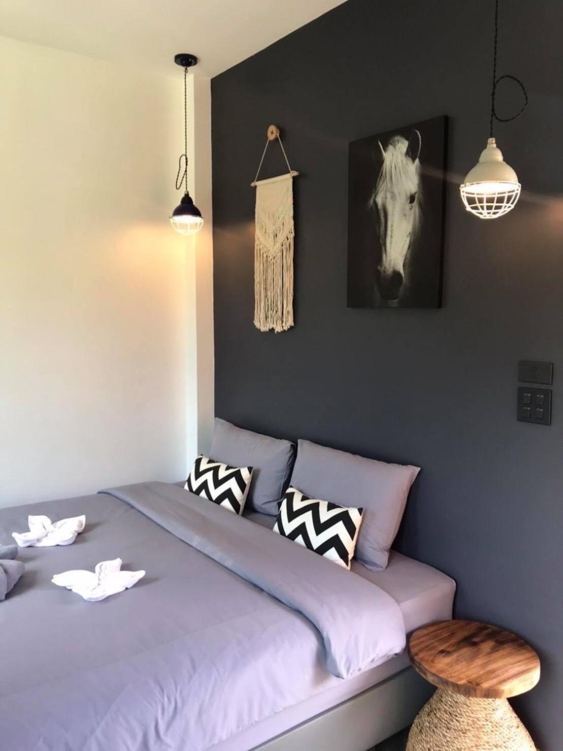 Superior King Room - Photo 11