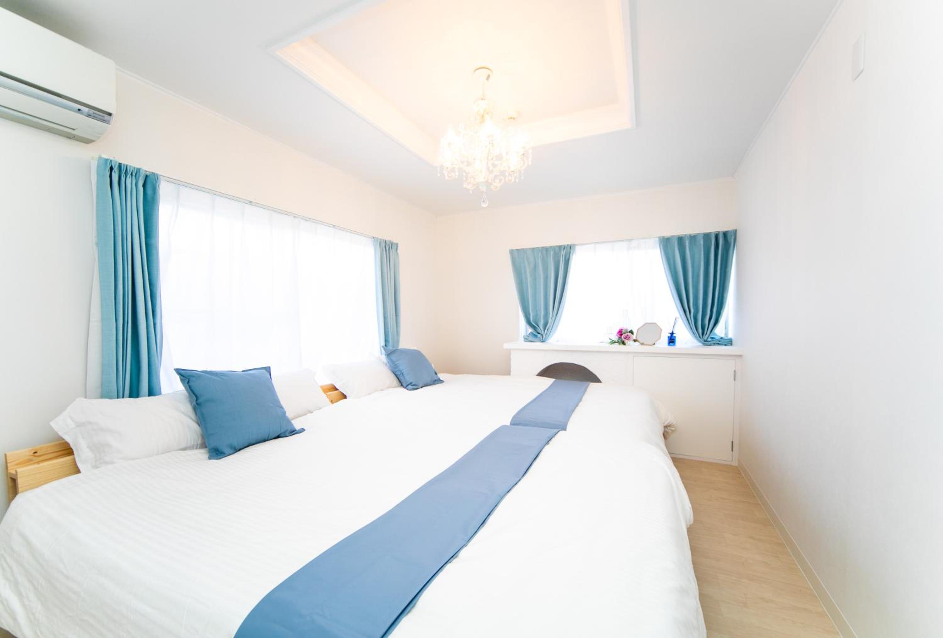 Four-Bedroom House - Photo 17