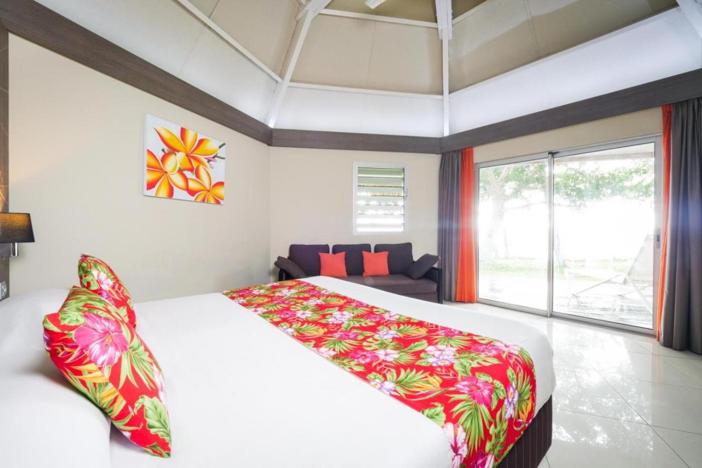 Bungalow Privilege with Sea View
