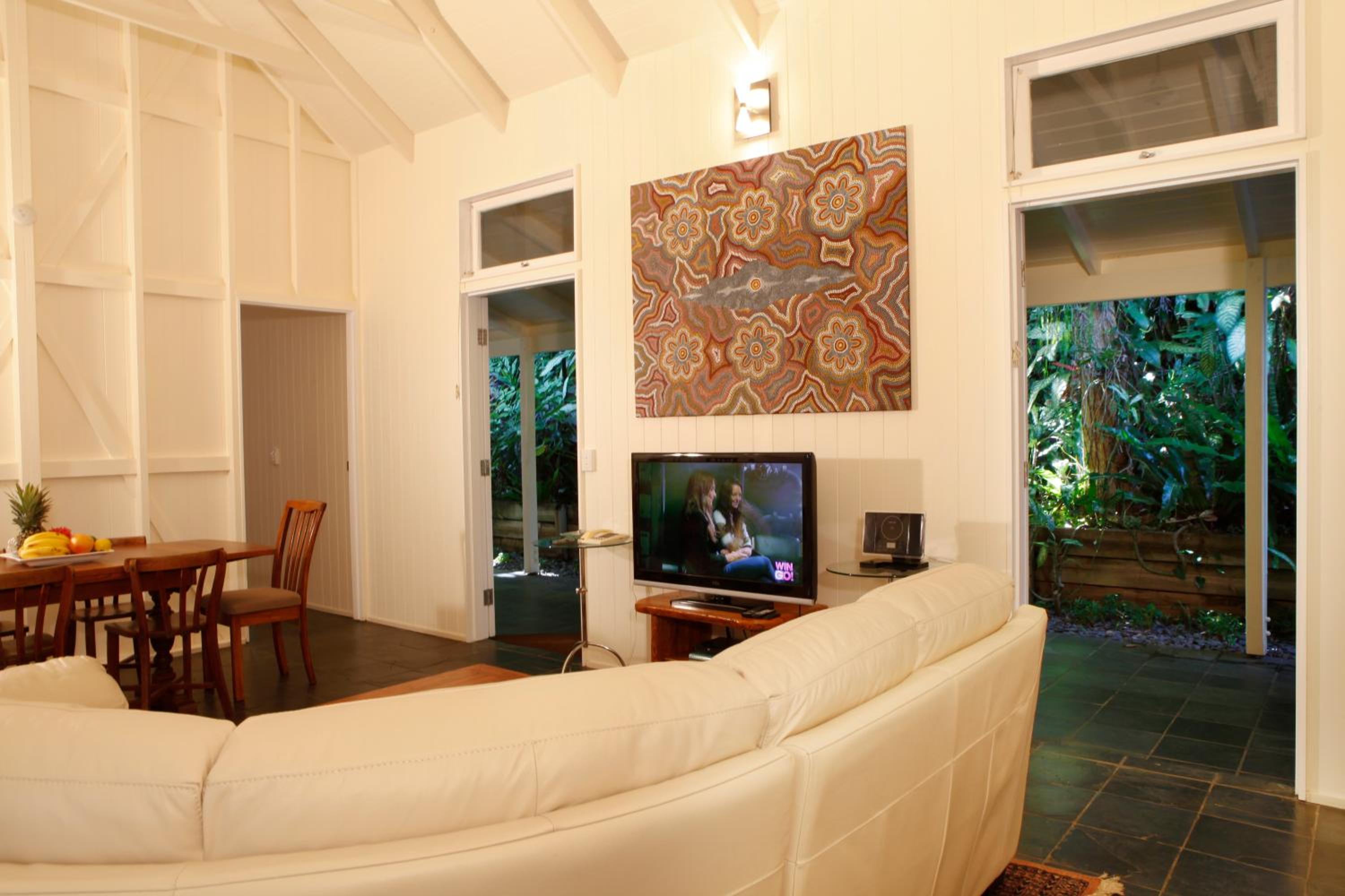 Two-Bedroom Lodge - Disability Access (4 Owen Street)