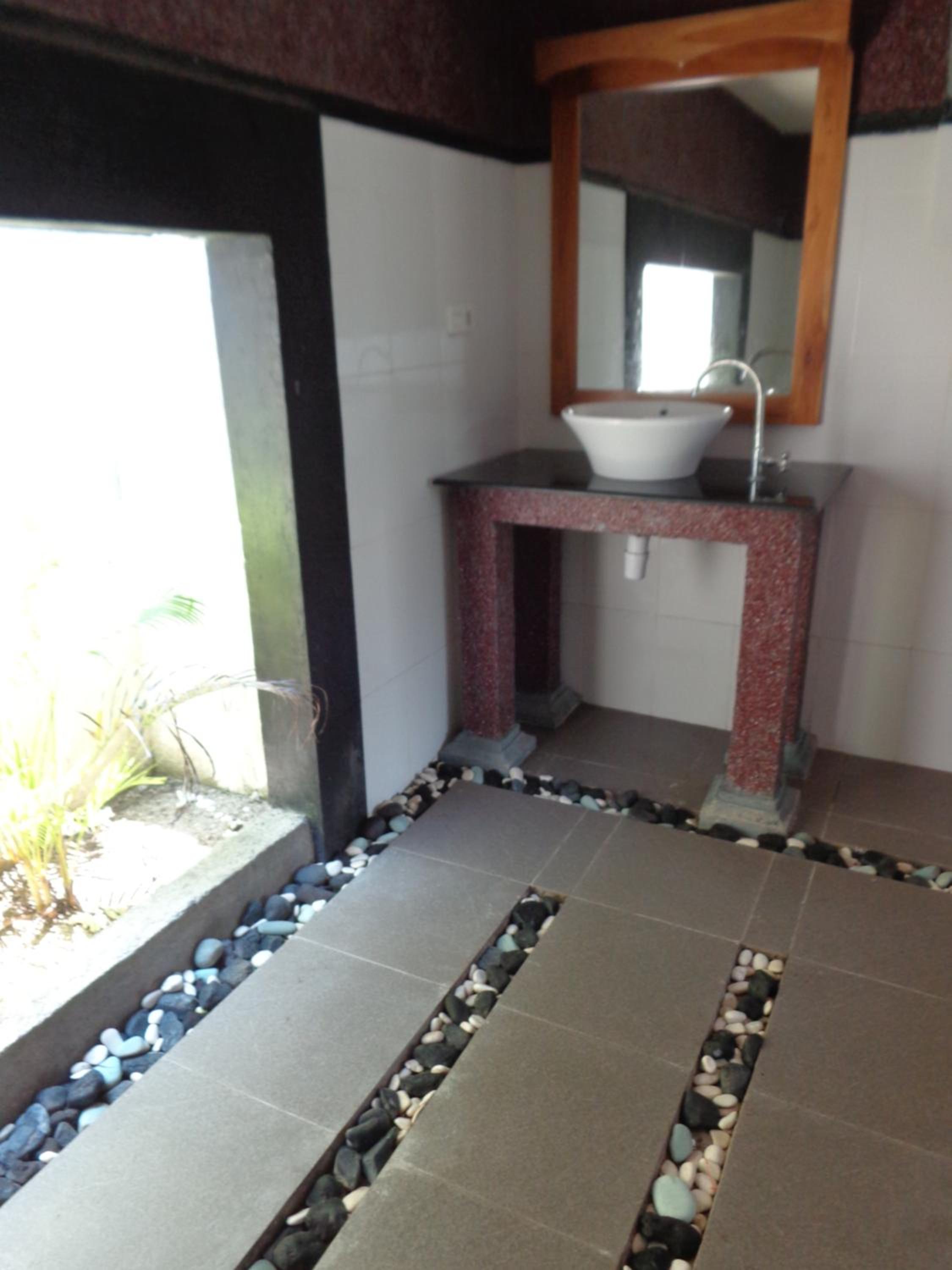 Standard Double Room with Hot Water photo 3