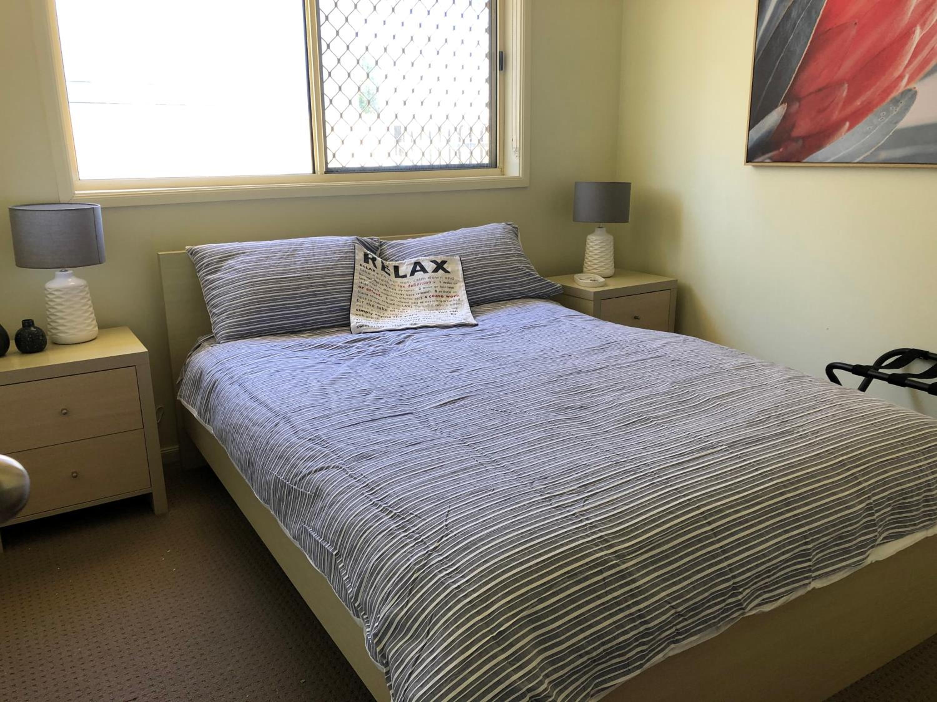 Three-Bedroom House photo 3