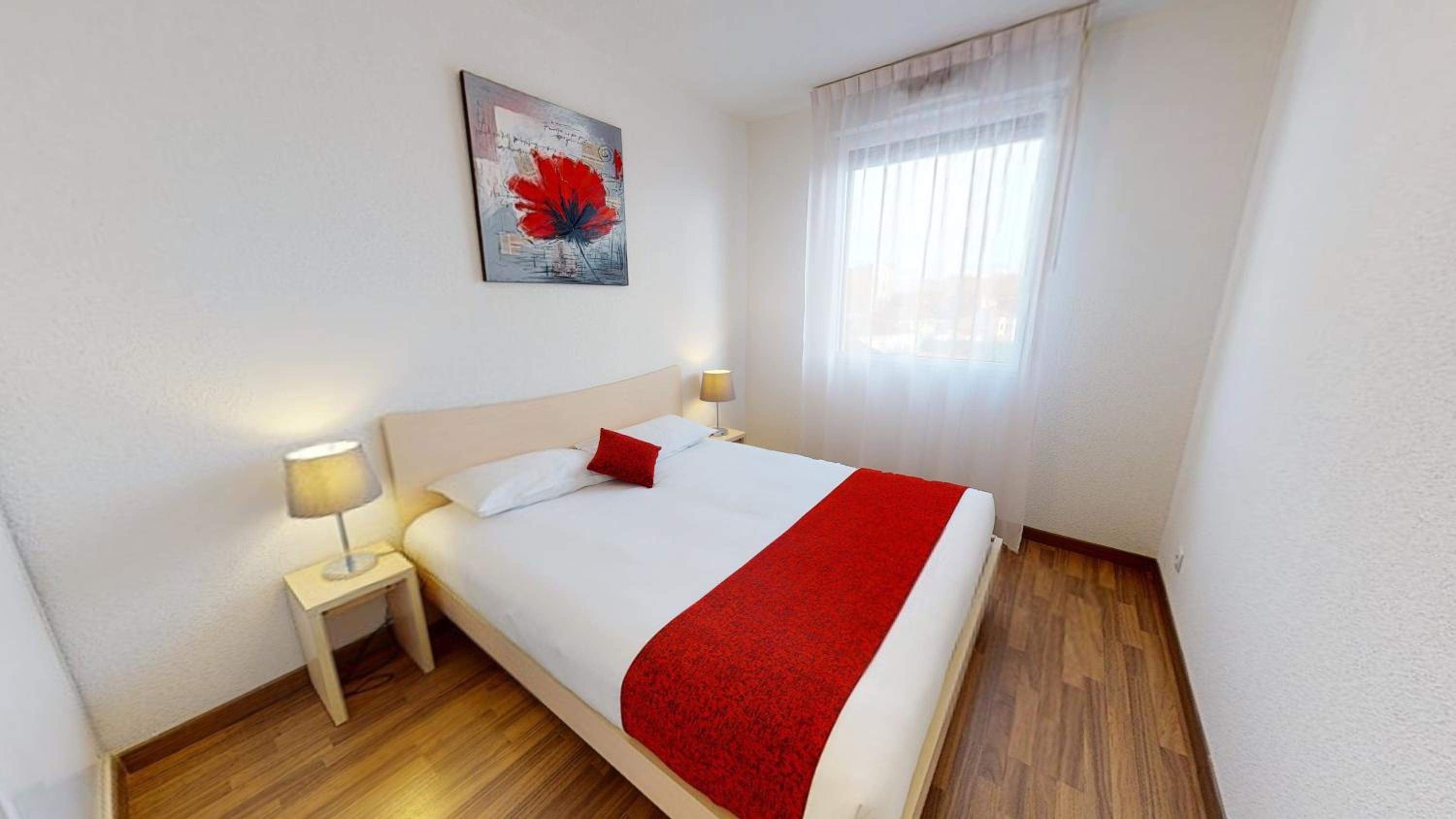 Suite - Photo 8