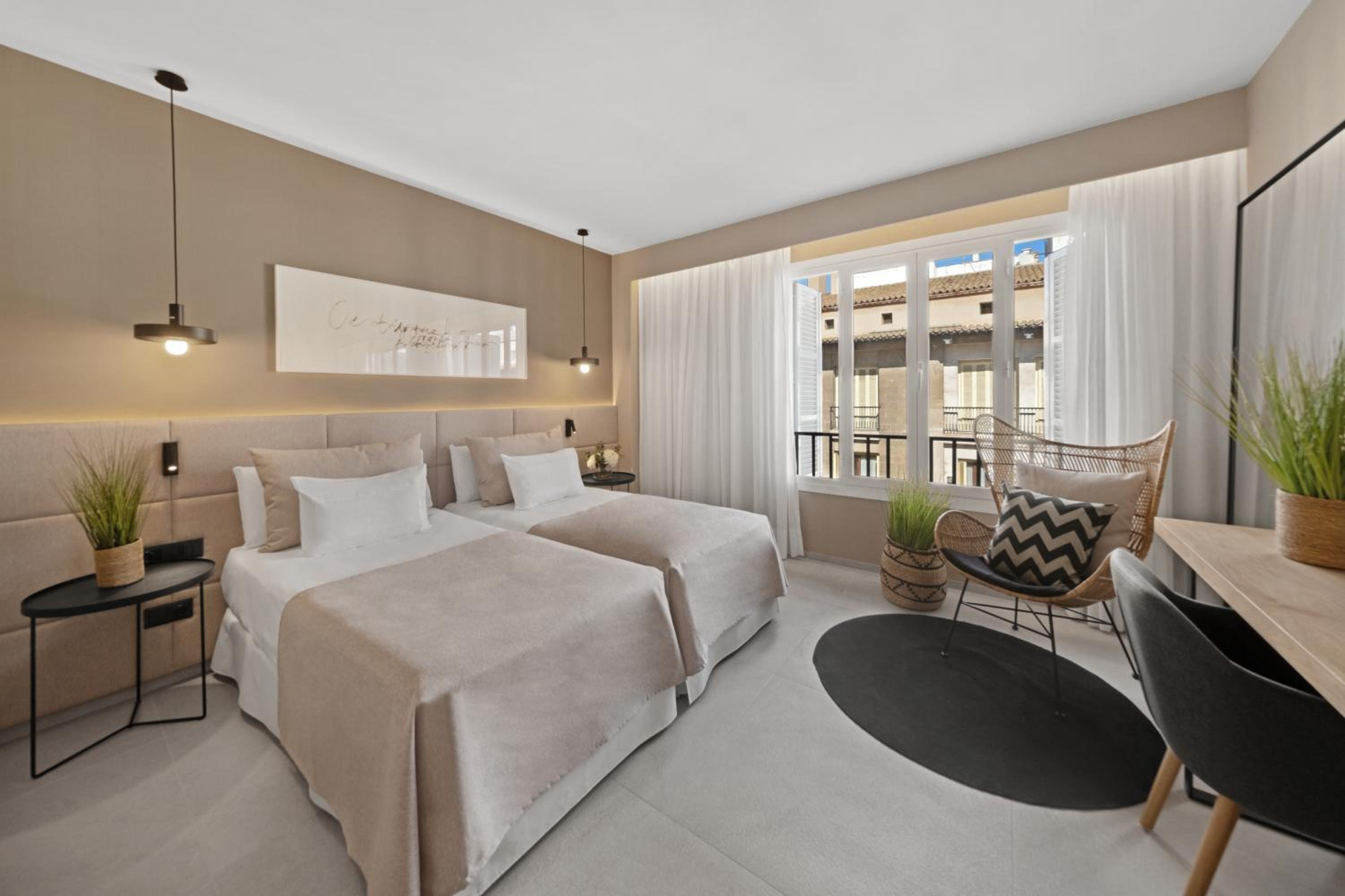 Double or Twin Room - Photo 1