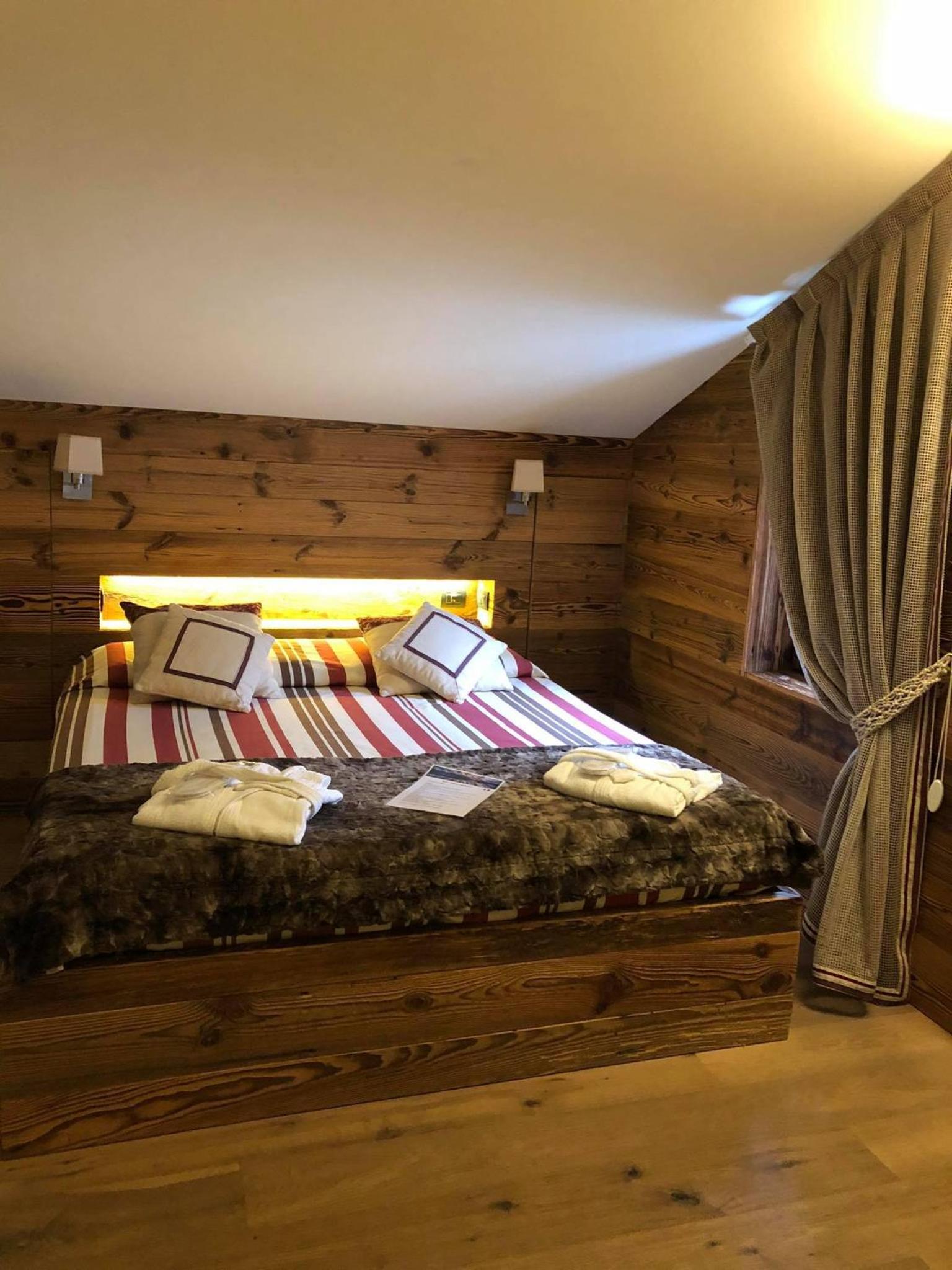 Superior Double Room - Photo 4