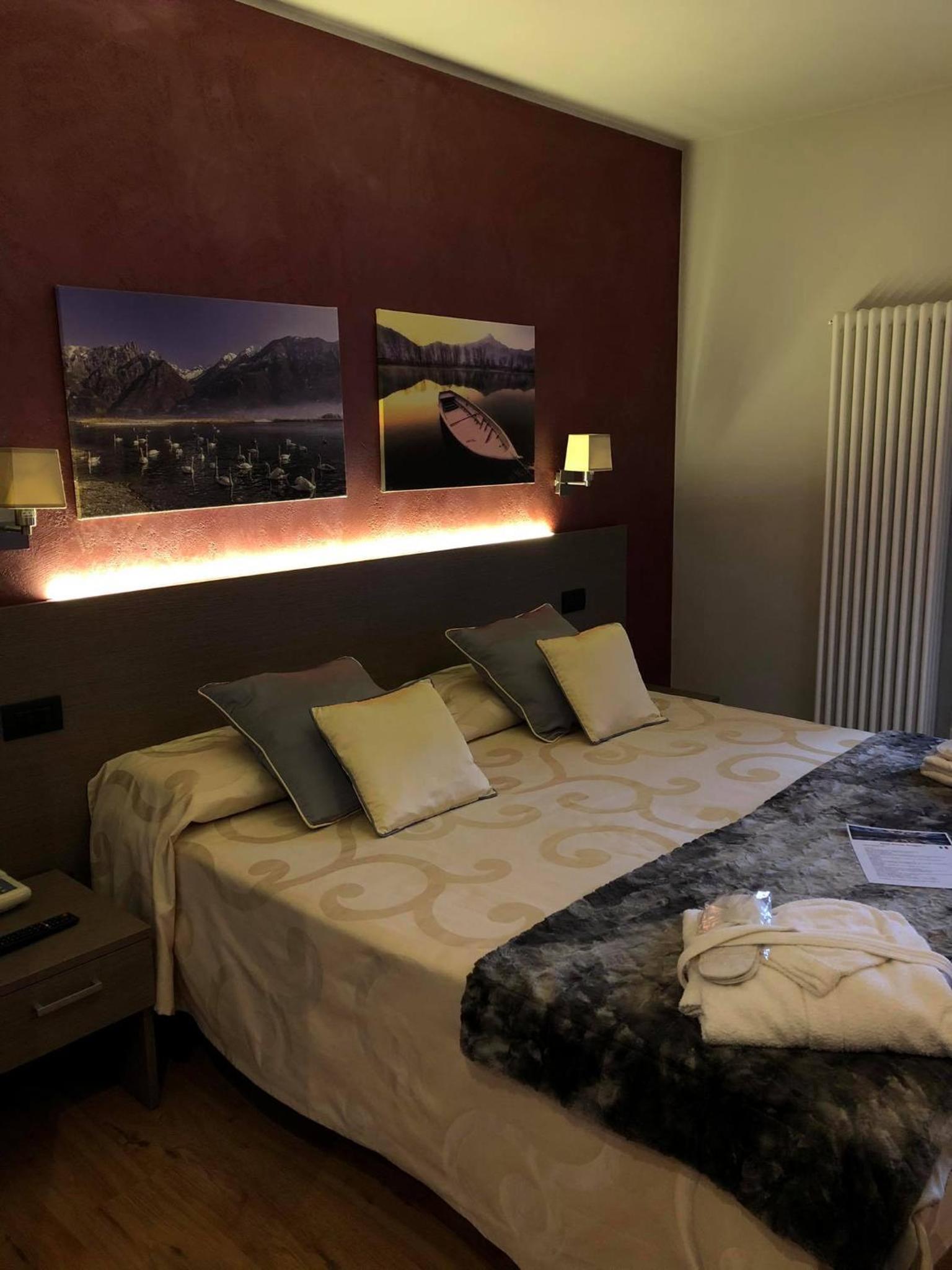 Superior Double Room - Photo 10