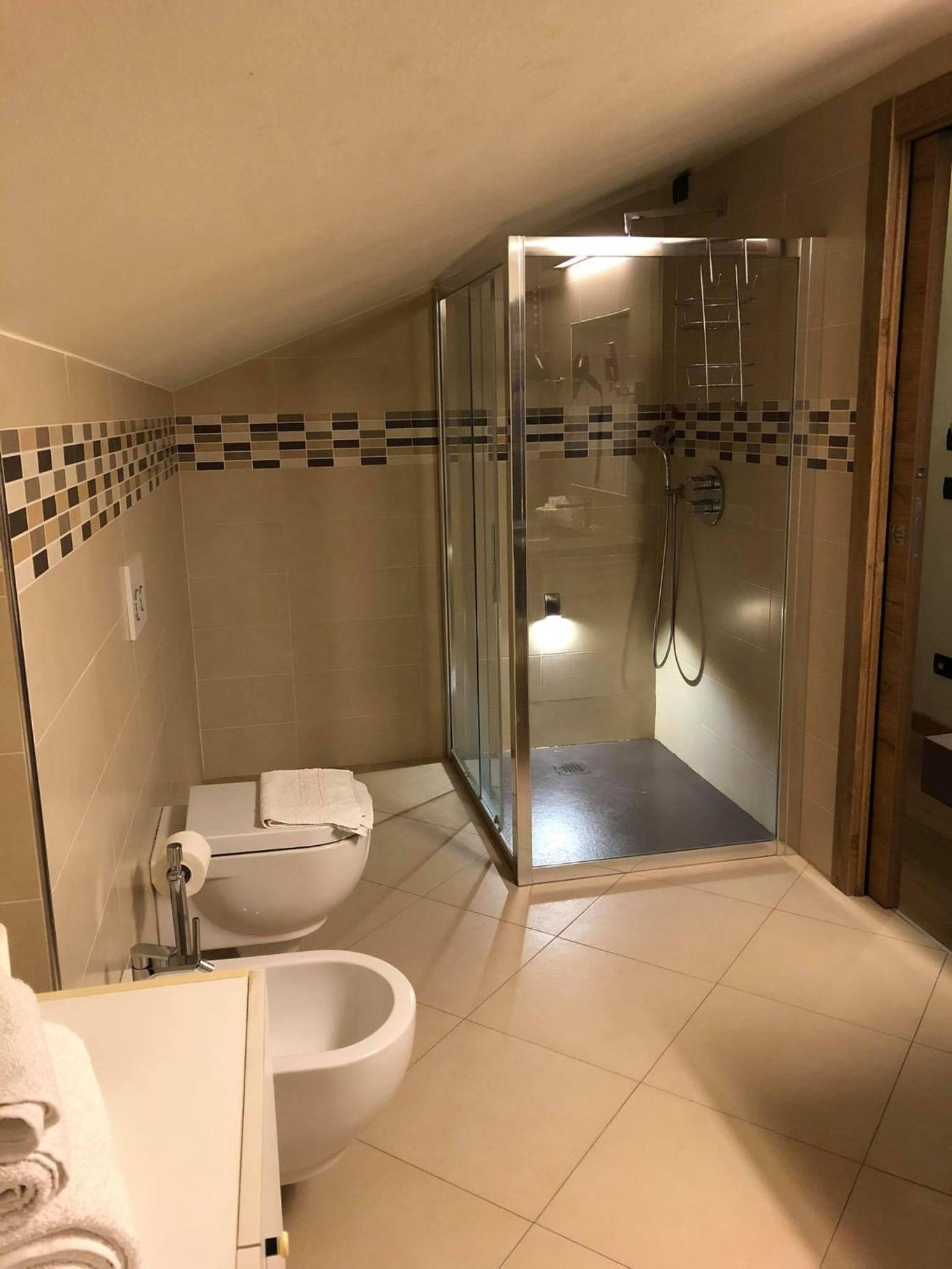 Superior Double Room - Photo 11