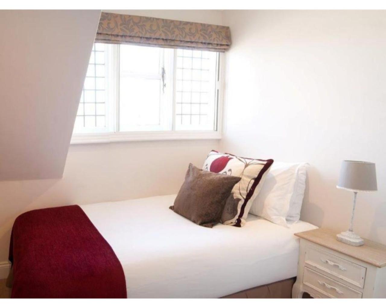 Single Room photo 3