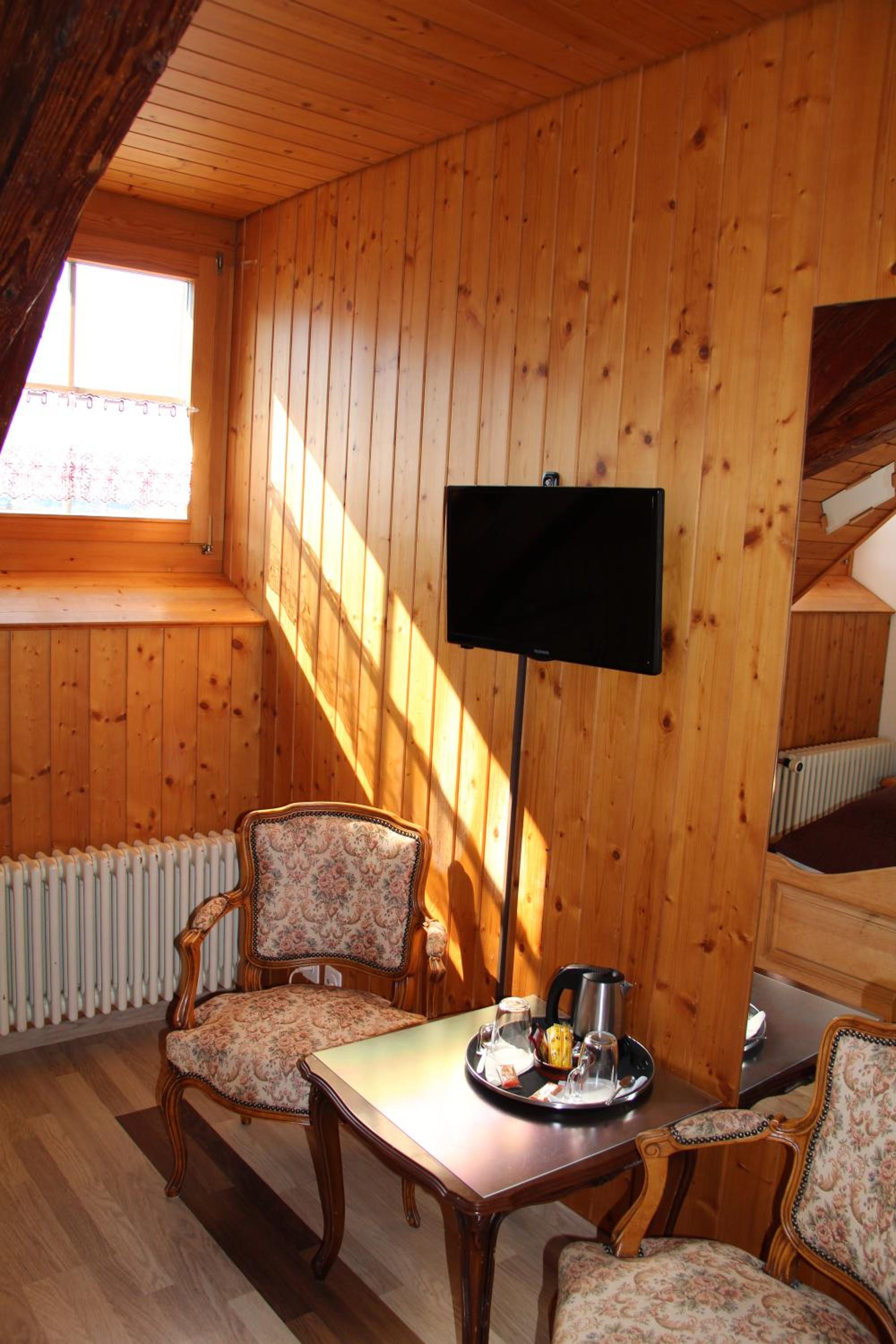 Double Room with Mountain View - Photo 1