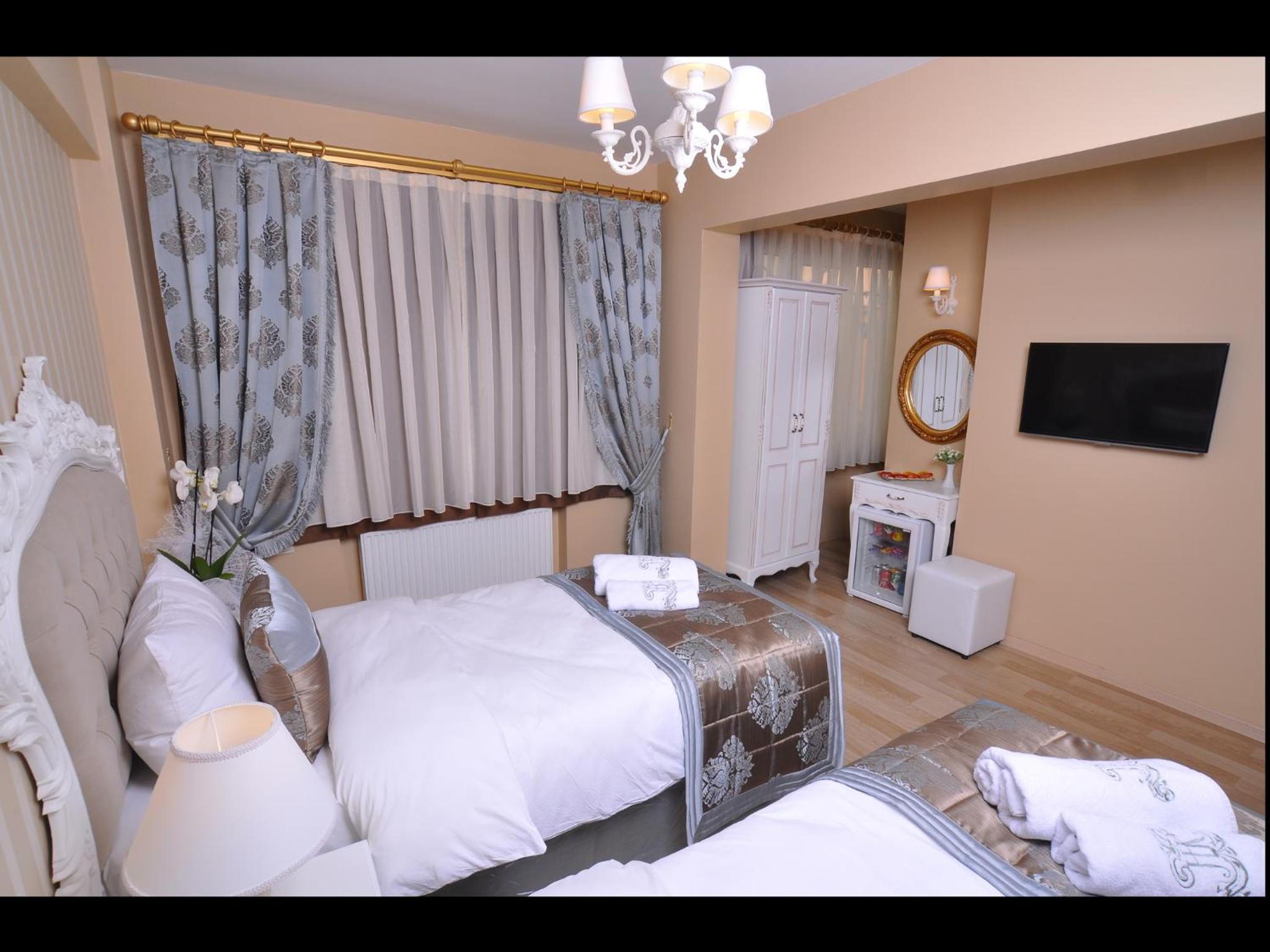 Standard Double or Twin Room photo 1