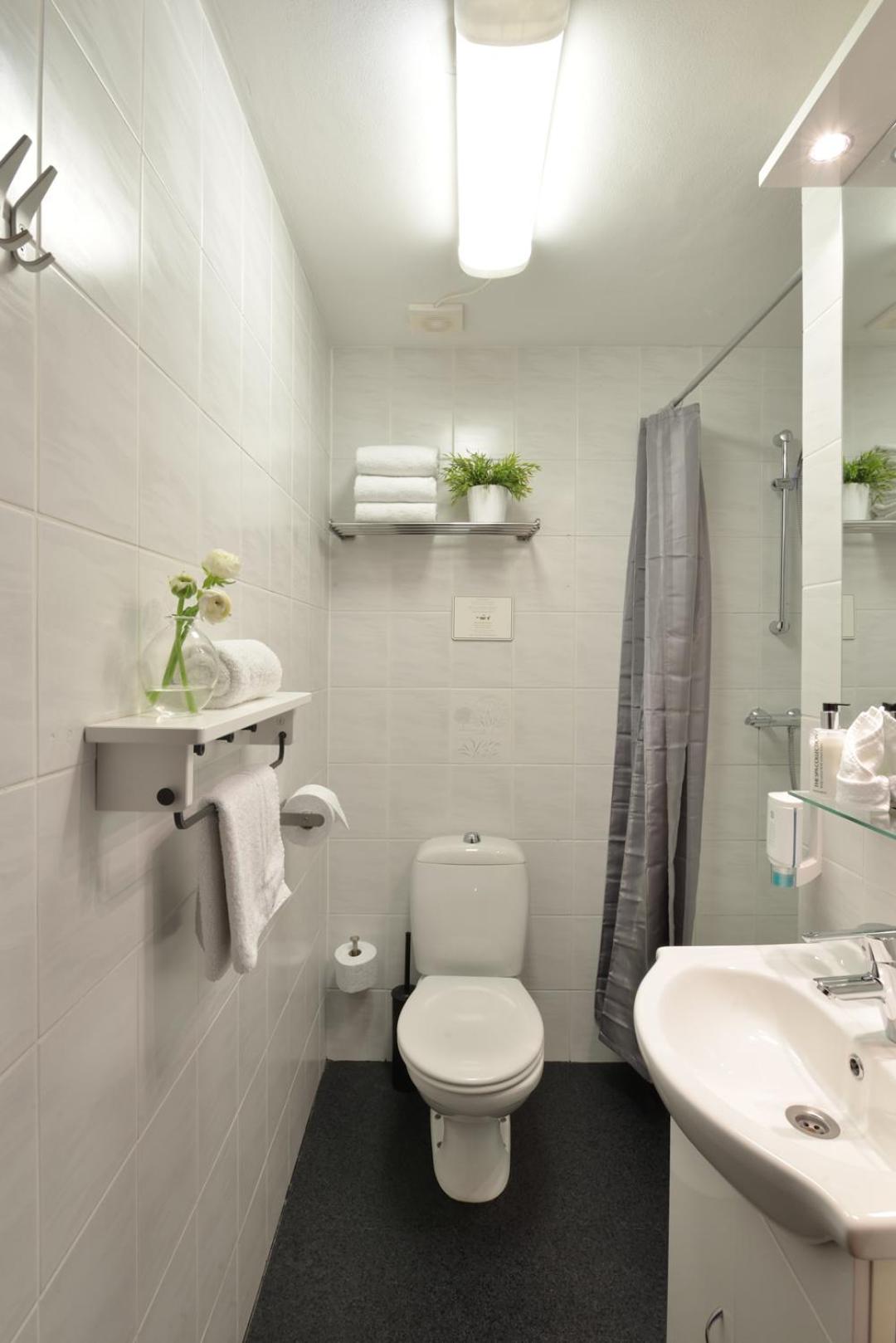 Double Room with Private Bathroom photo 2