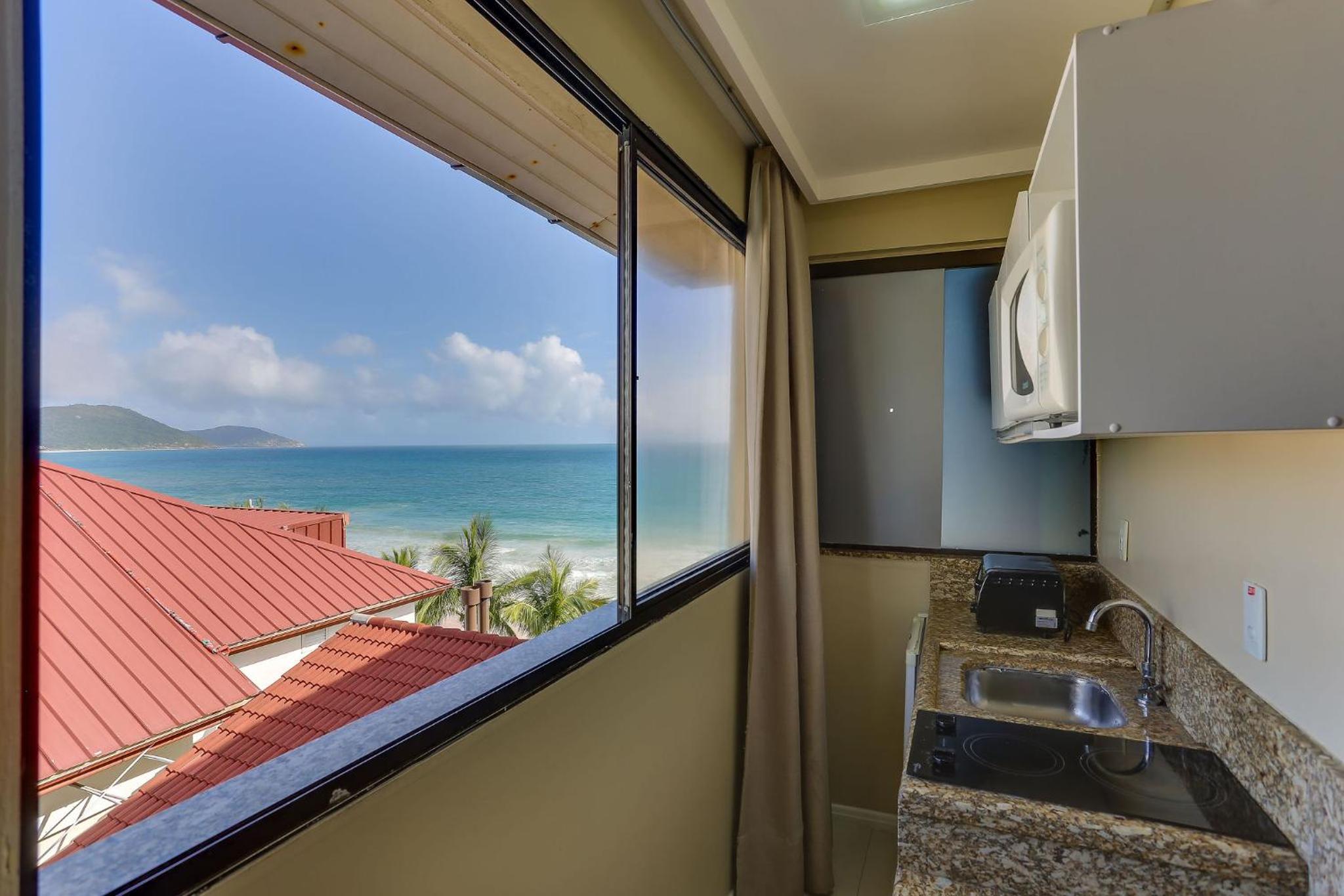 Double Room with Side Sea View - Photo 3