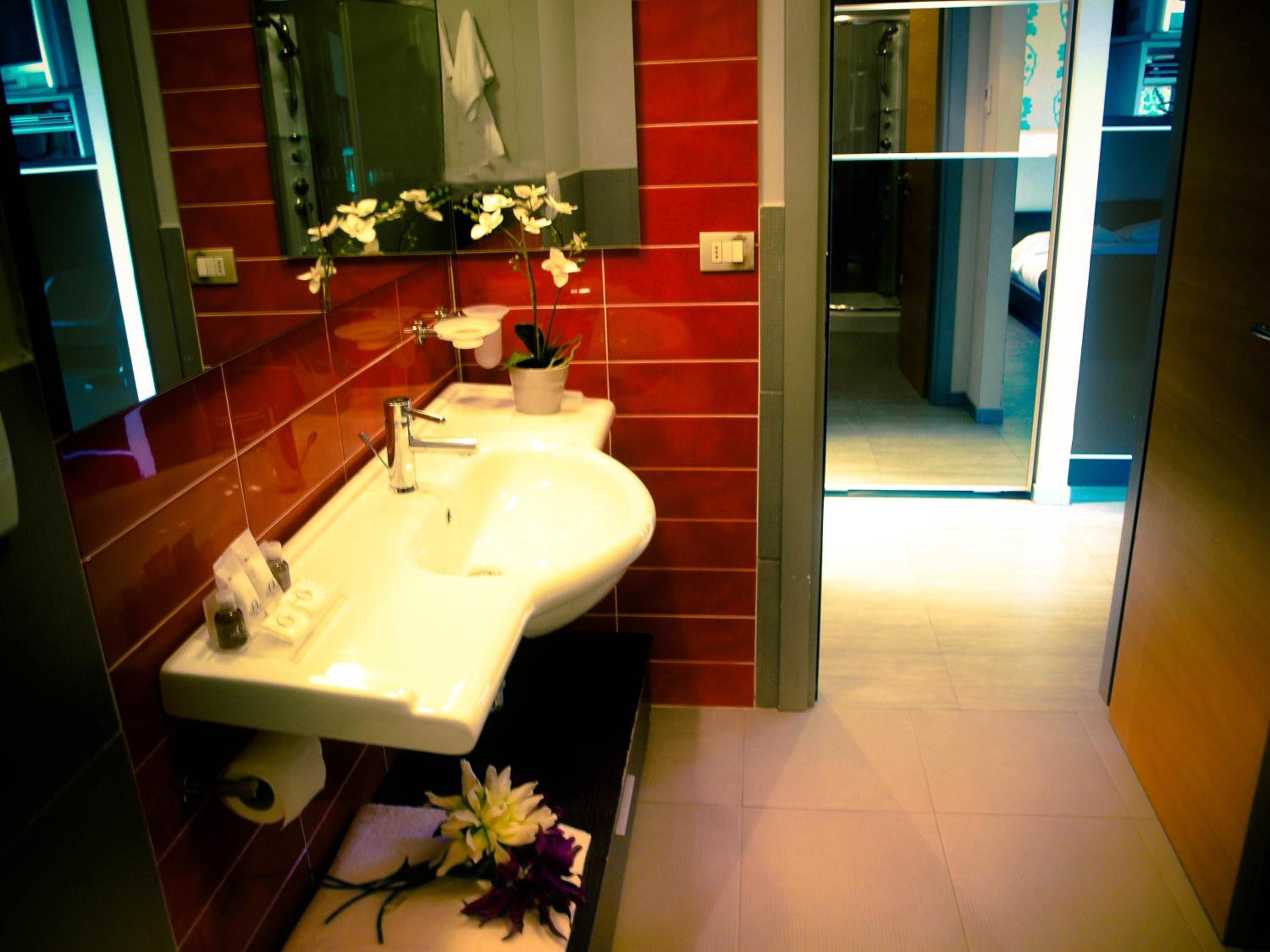 Studio Apartment - Photo 3