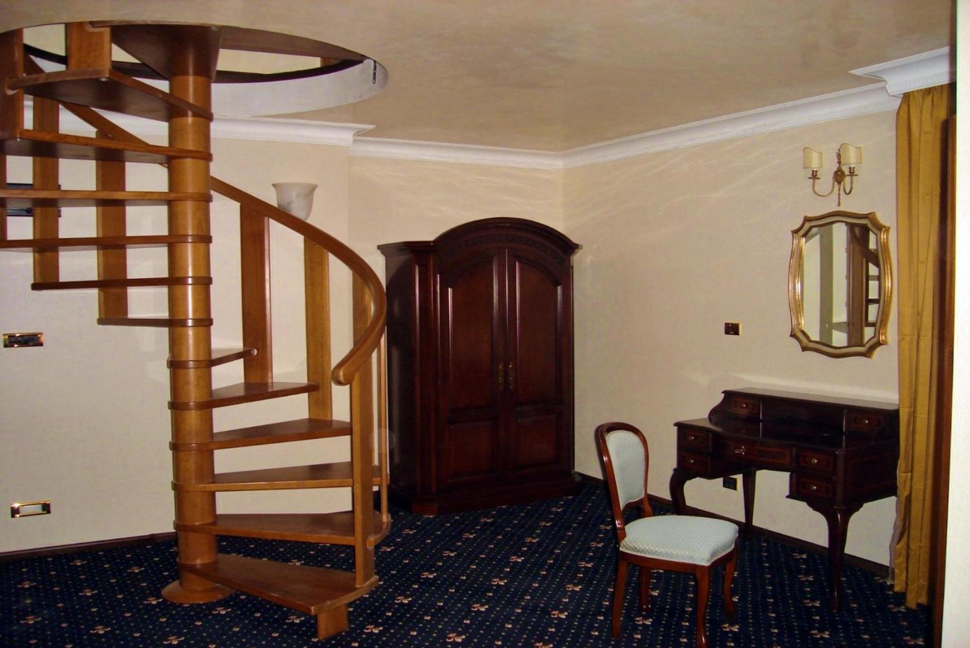 Maisonette photo 1