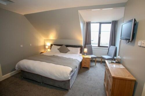 Double Room - Photo 3