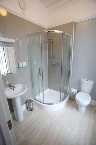 Family Room - Photo 3