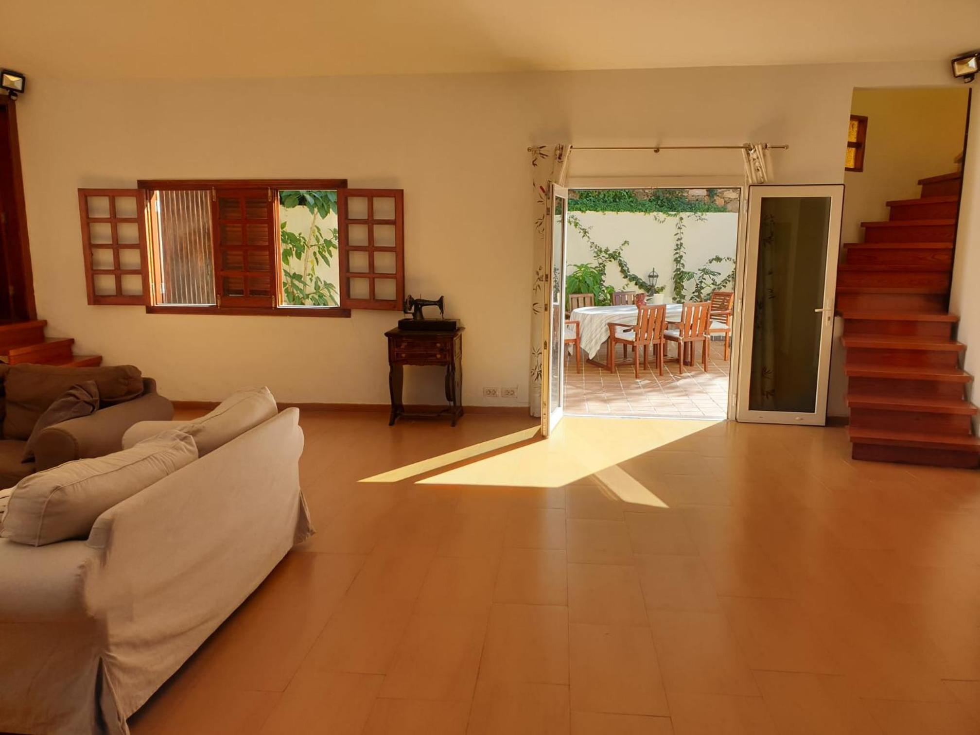 Casa de Seis Habitaciones
