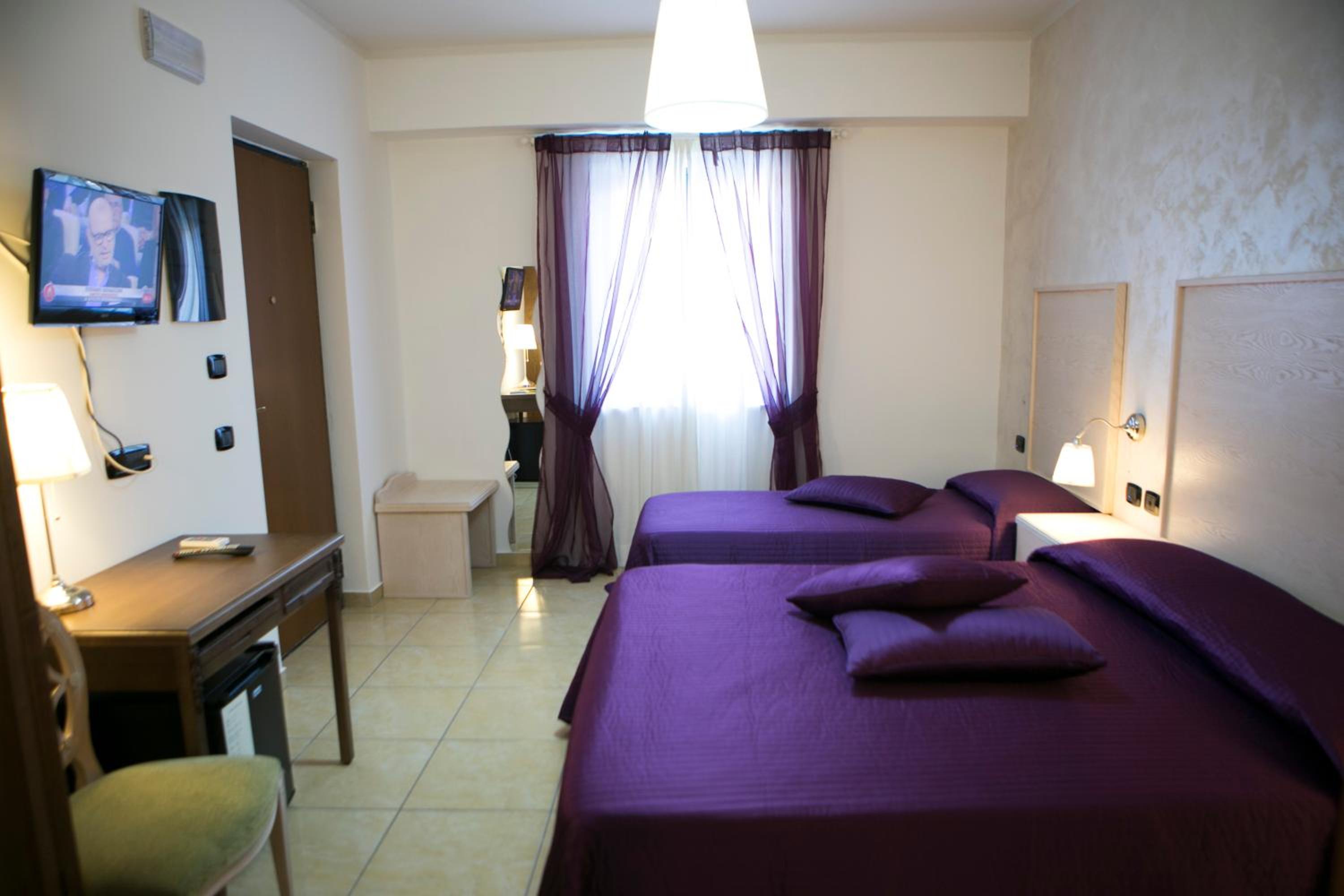 Triple Room photo 3