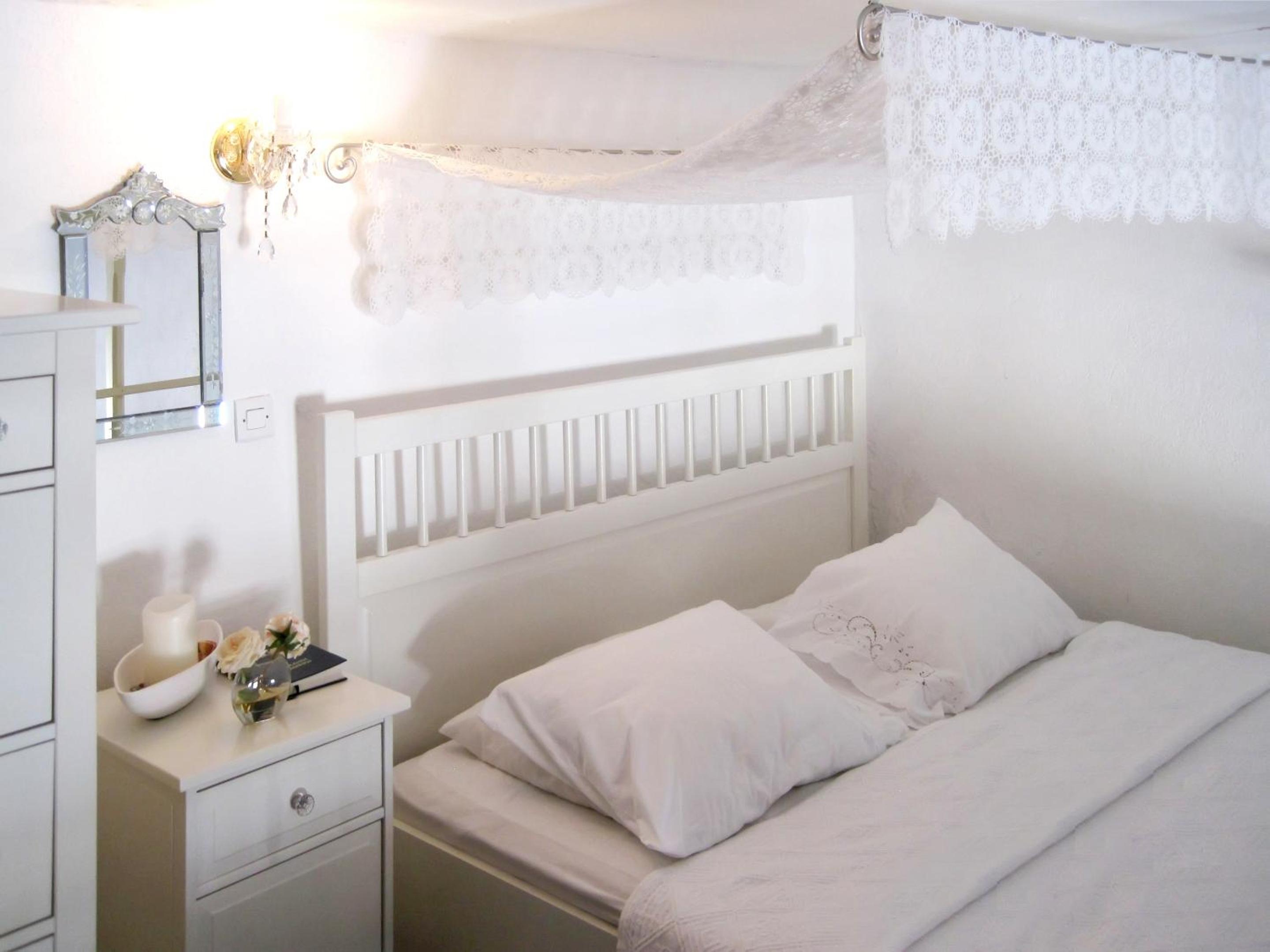 One-Bedroom Holiday Home