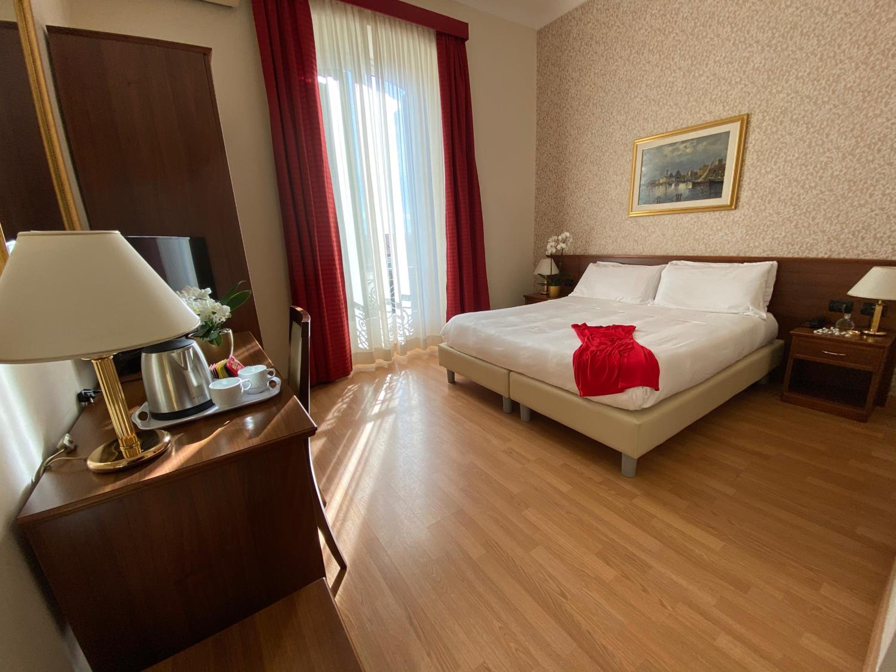 Superior Double Room - Photo 7