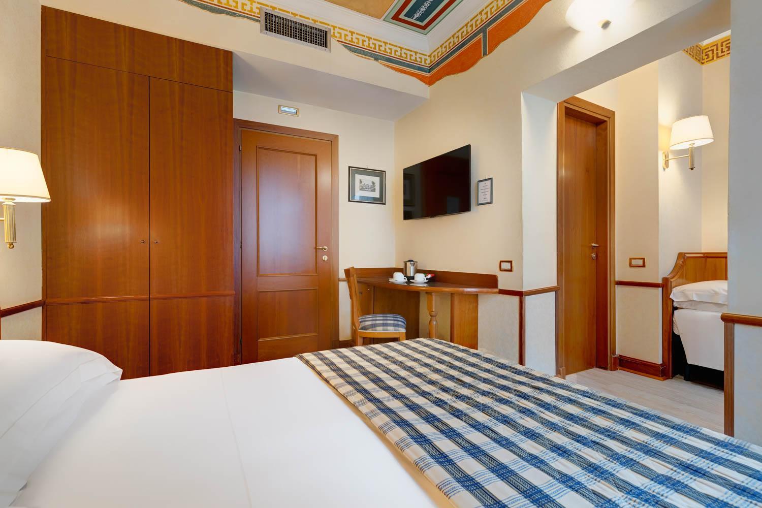 Triple Room photo 2