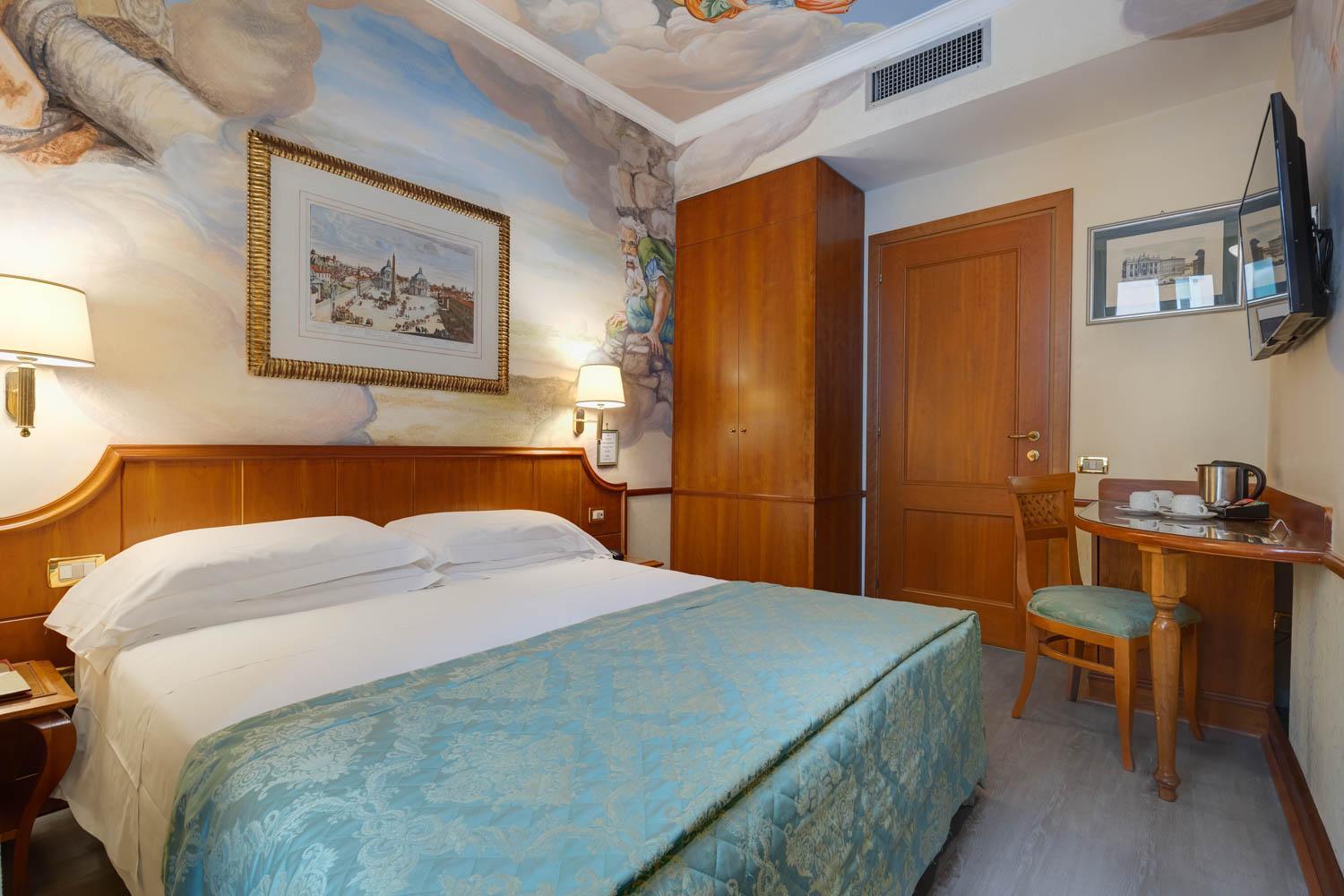 Double Room photo 2