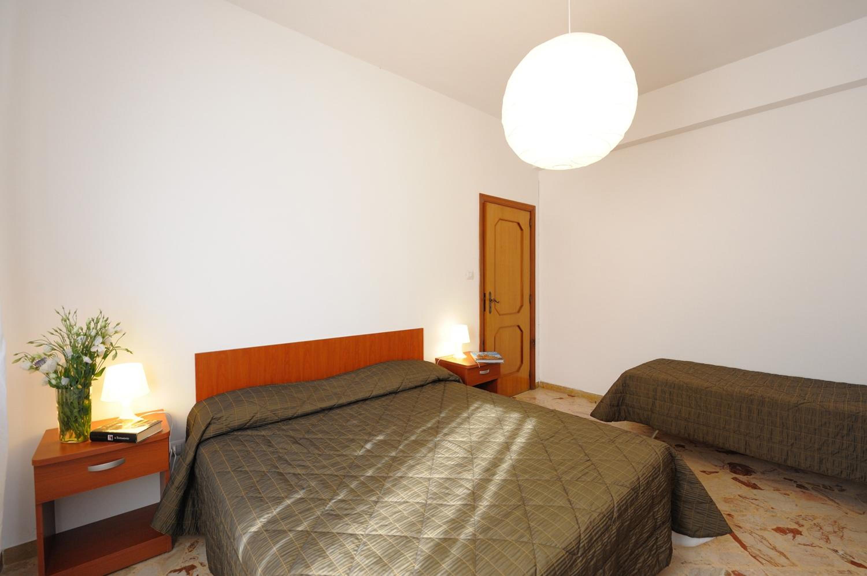 Two-Bedroom Apartment photo 2
