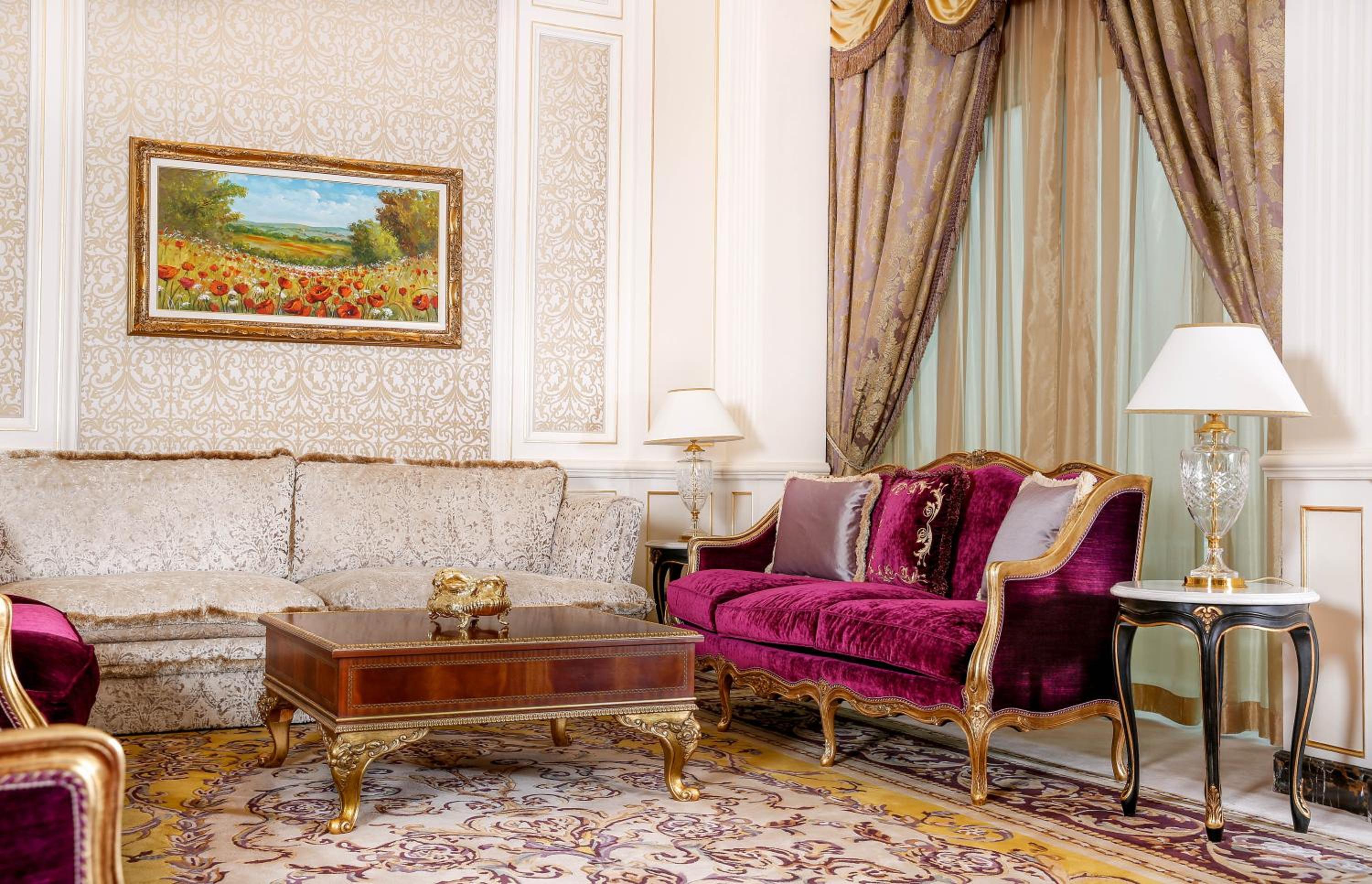 One-Bedroom King Suite
