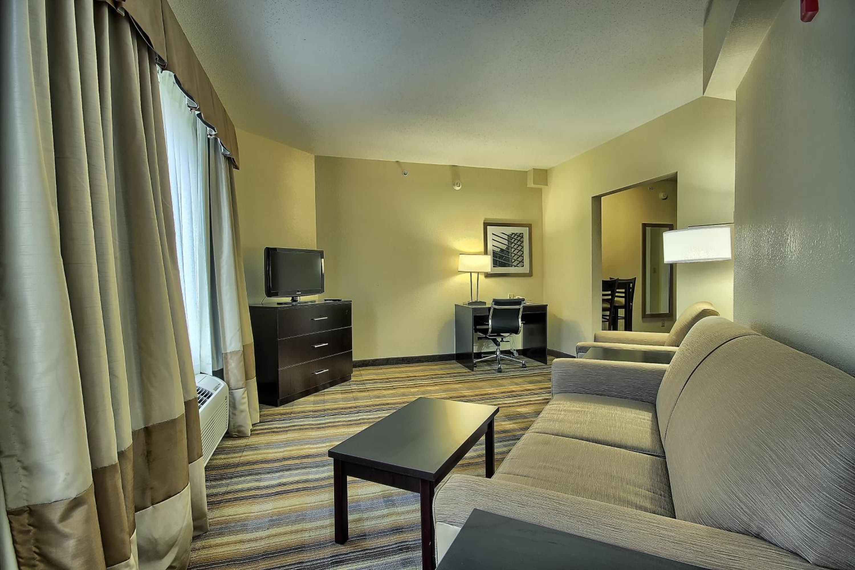 King Suite - Photo 1