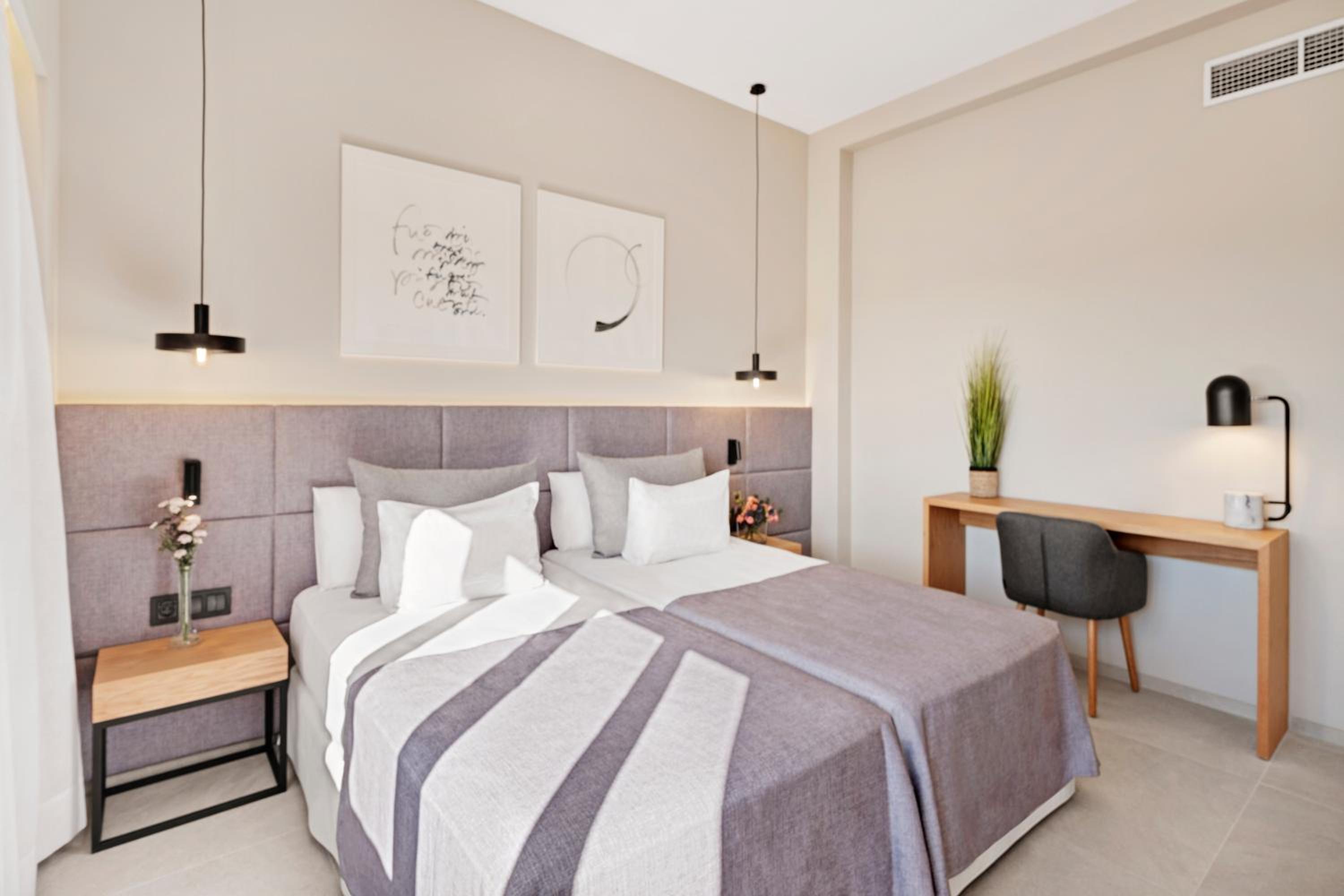 Triple Room - Photo 1