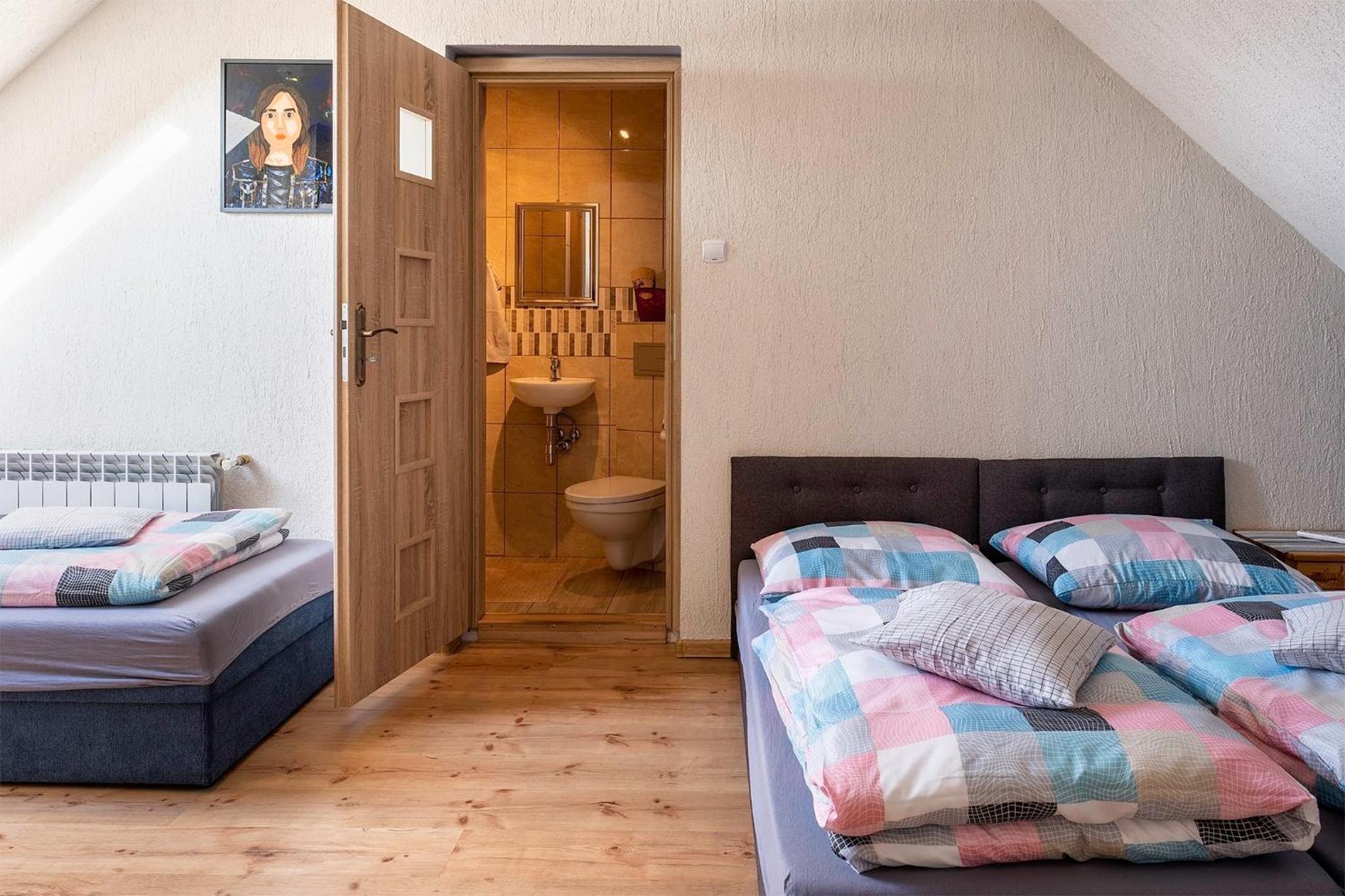 Triple Room - Photo 5