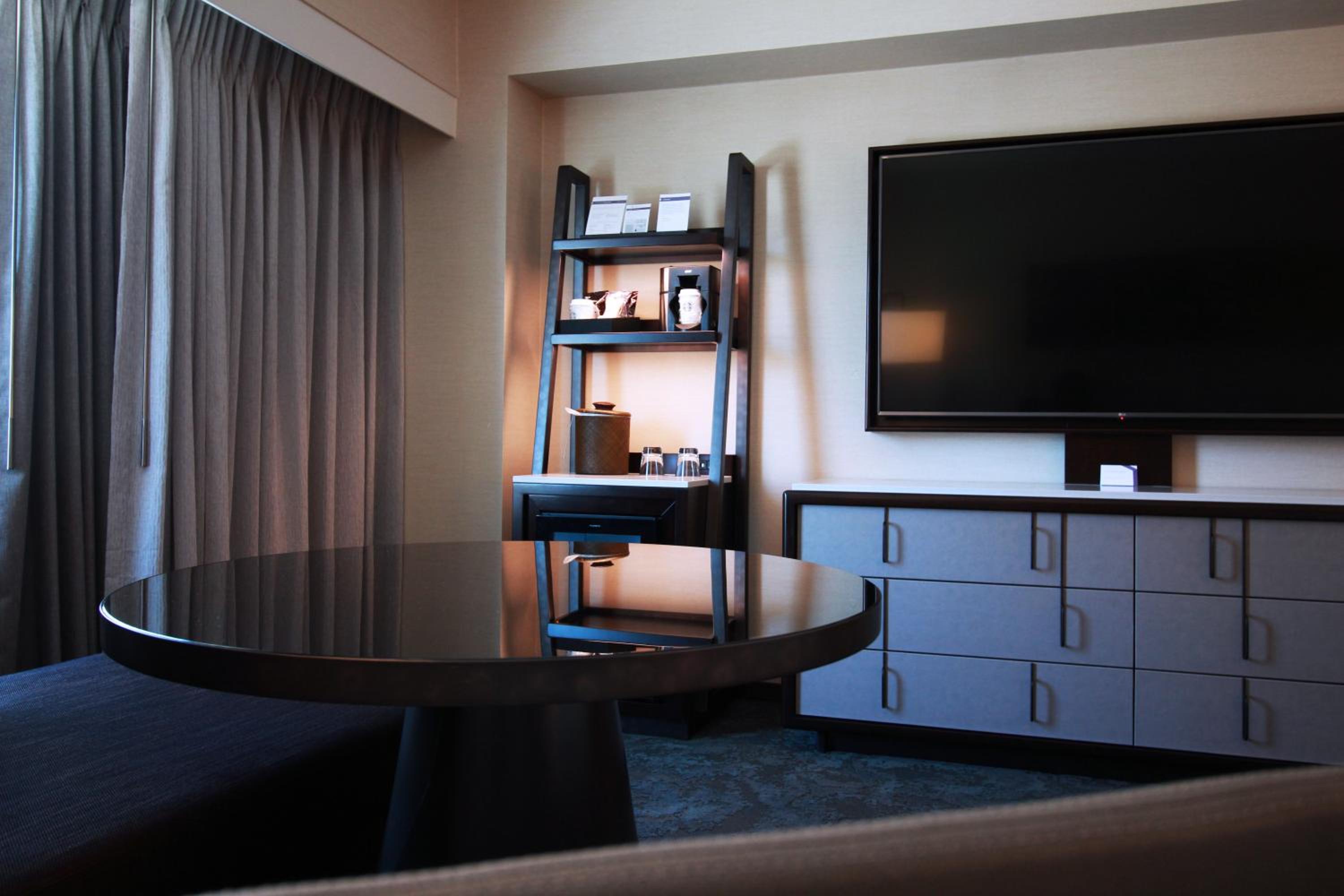King Room With View - Photo 5