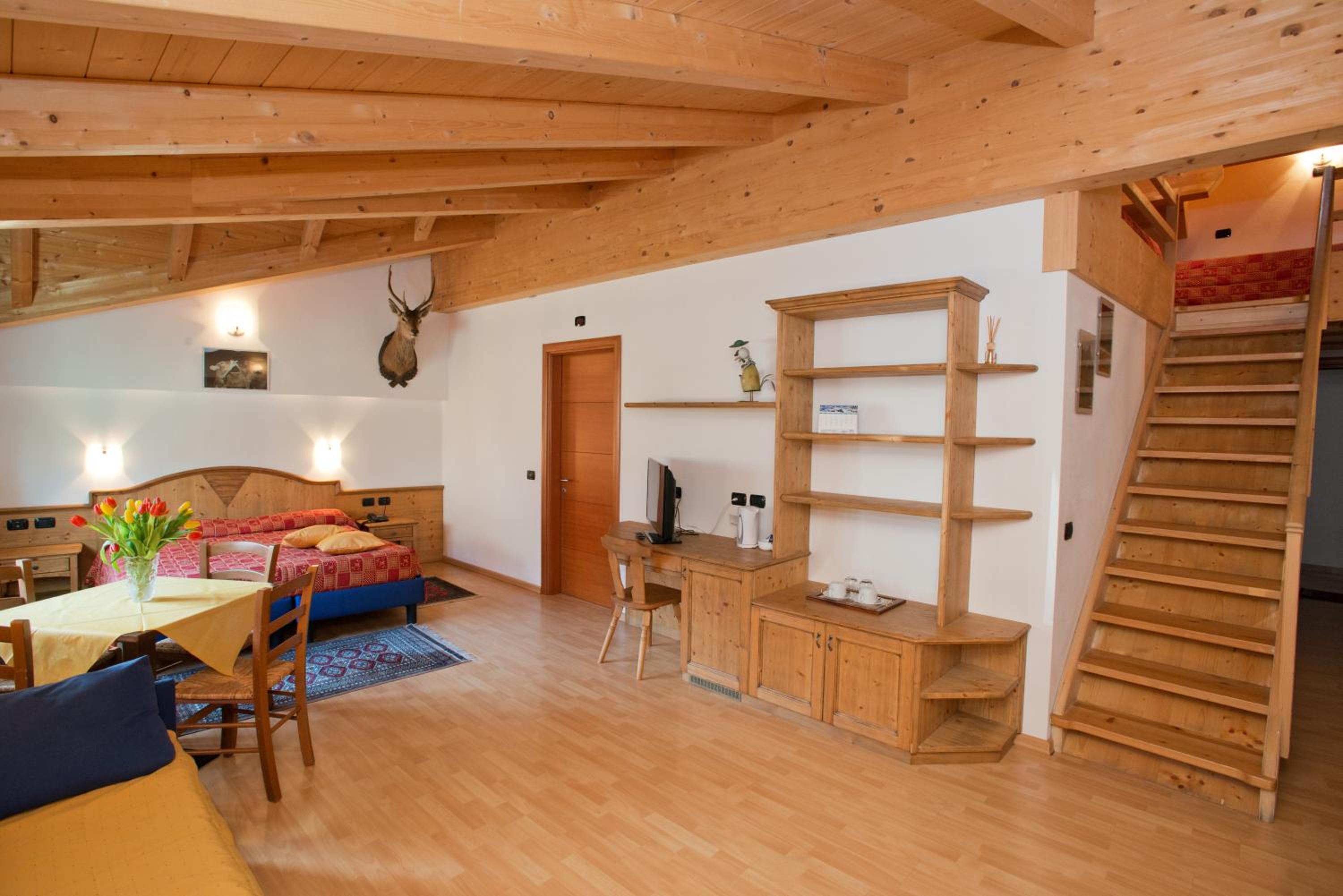 Deluxe Family Room - Photo 4