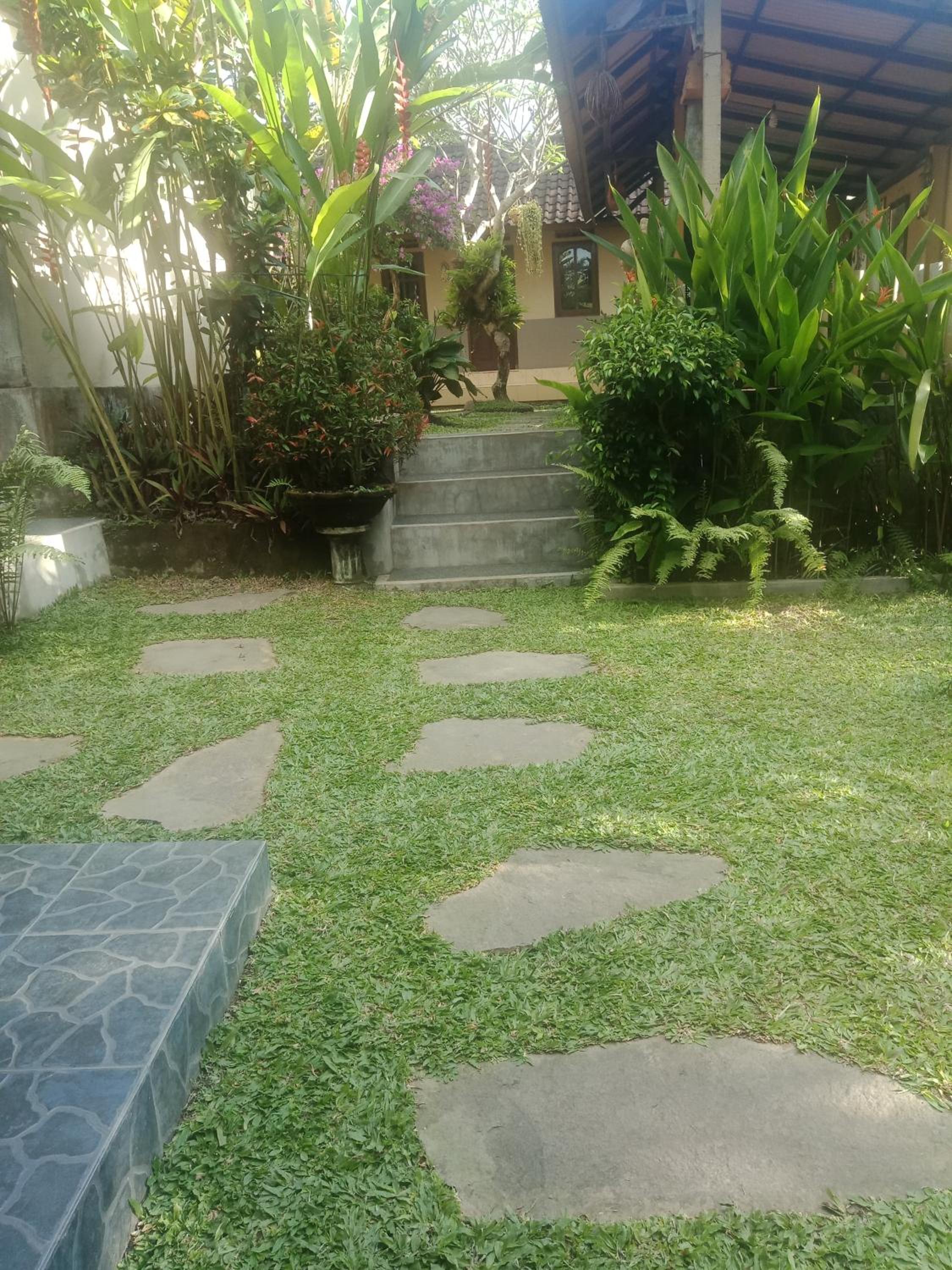 Double Room with Balcony - Photo 8