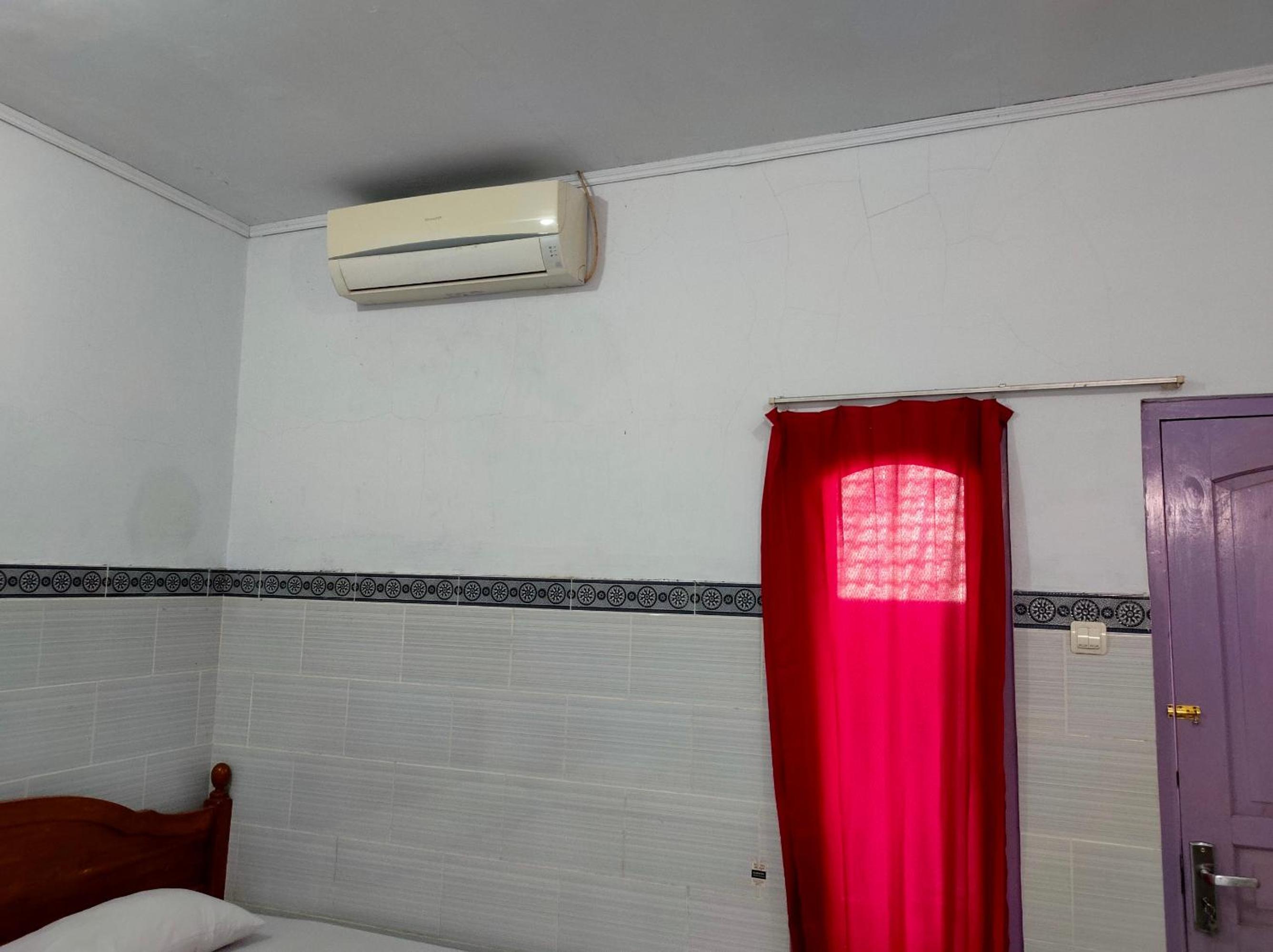 Standard Twin Room photo 2