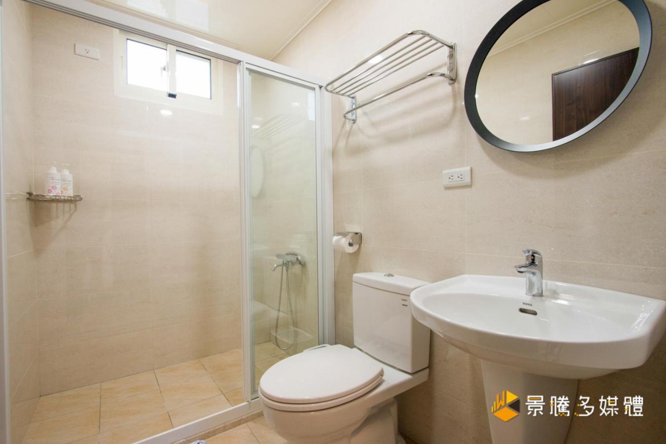 Double Room with Private Bathroom photo 3