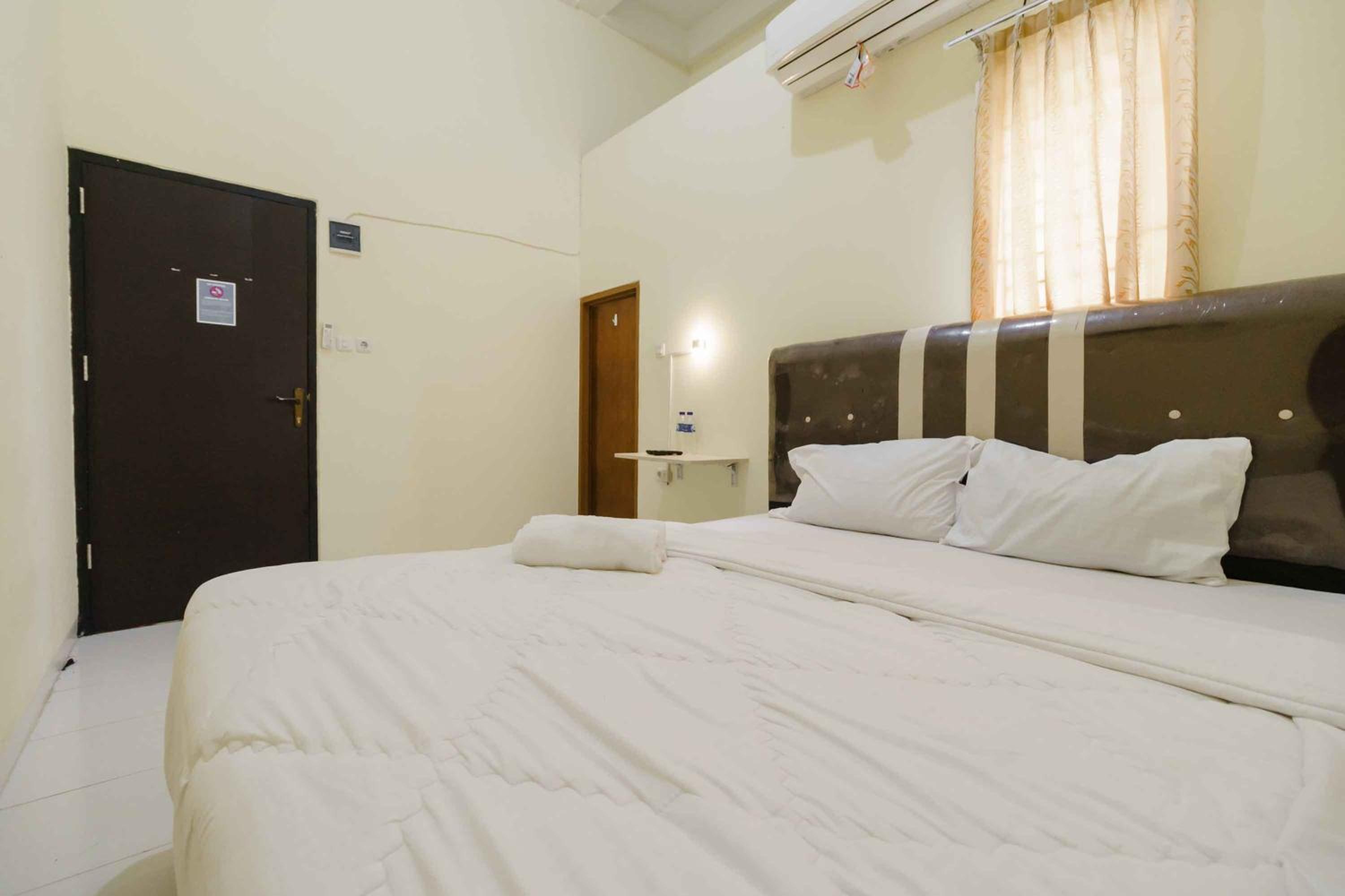 Standard Double Room - Photo 1