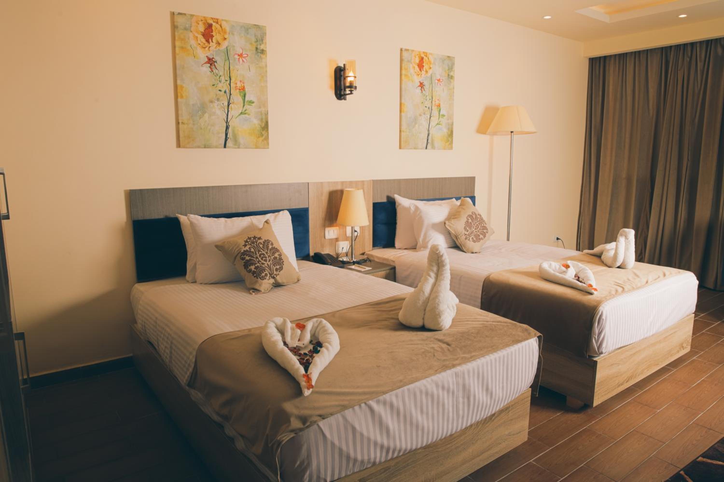 Budget Double Room photo 2