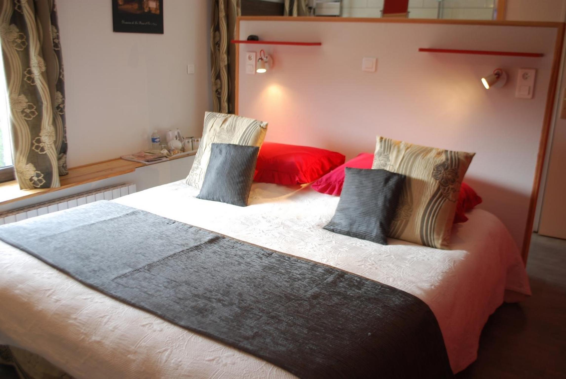Standard King Room