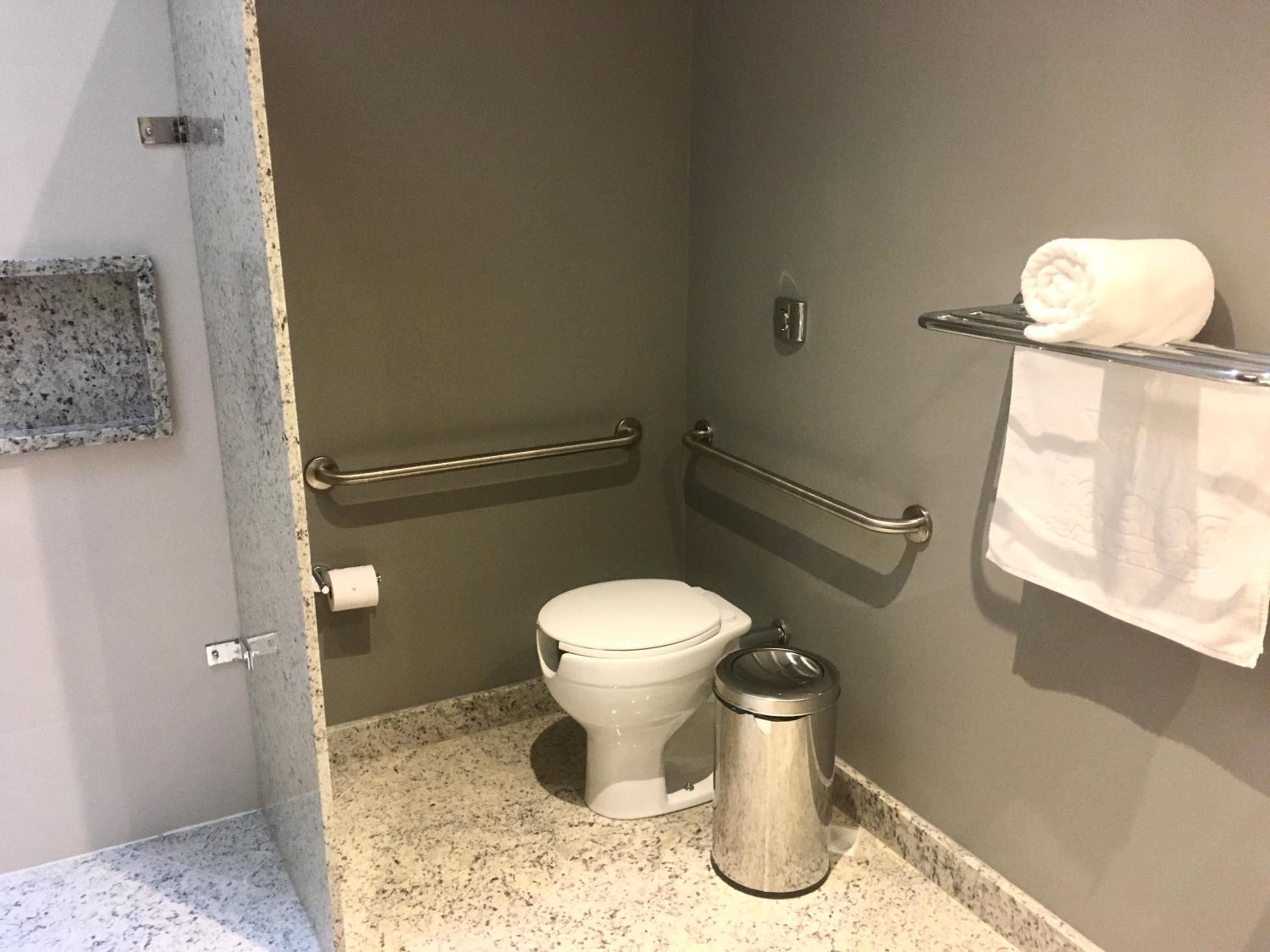 Double Room - Disability Access photo 2