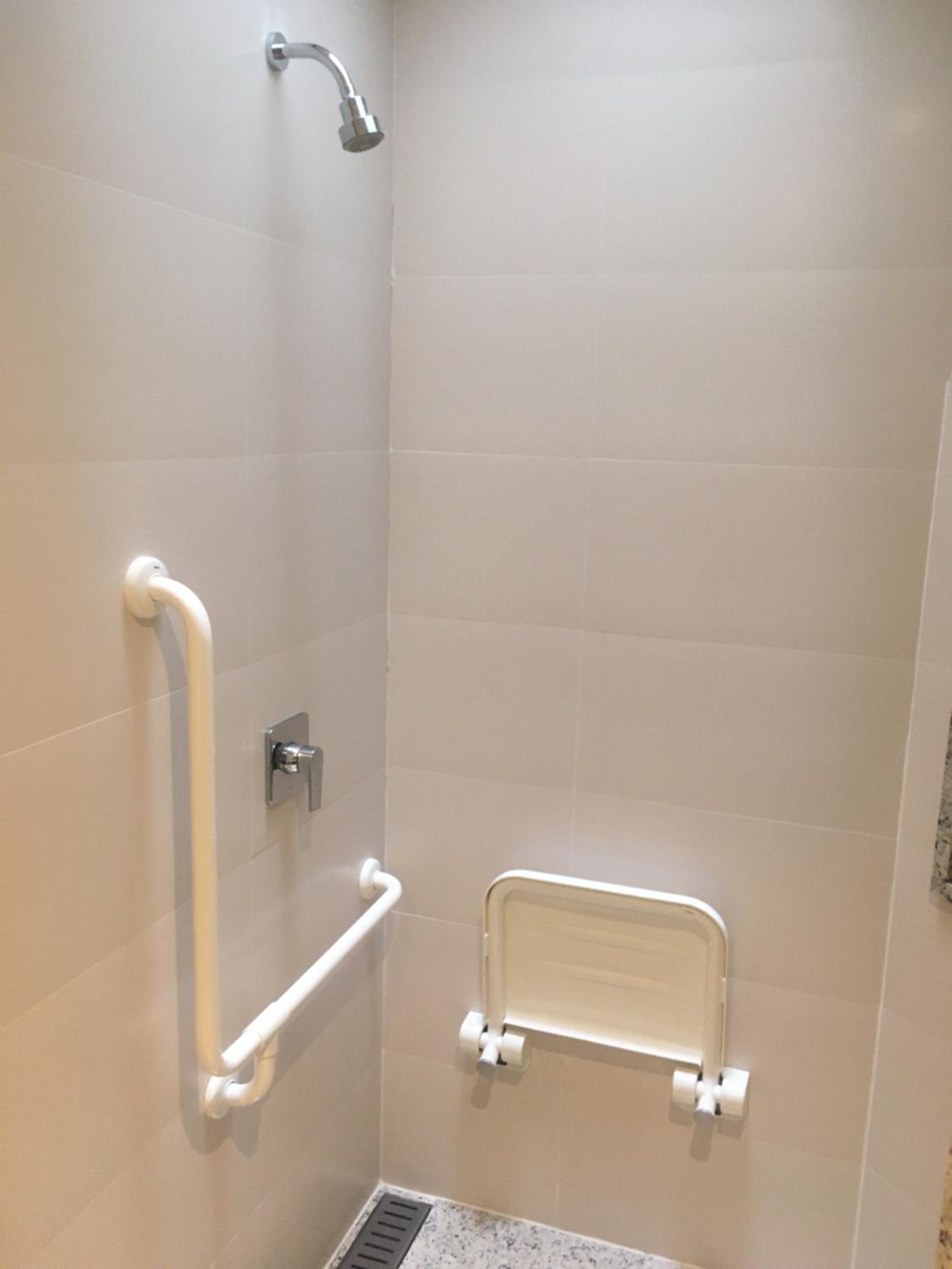 Double Room - Disability Access photo 3