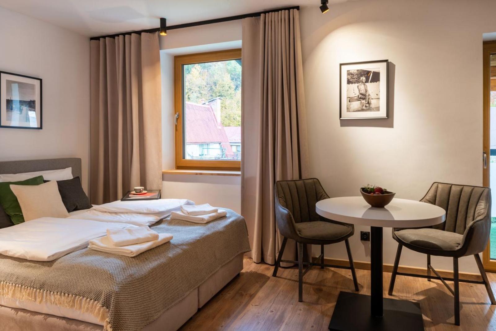 Deluxe Double Room with Balcony - Photo 1