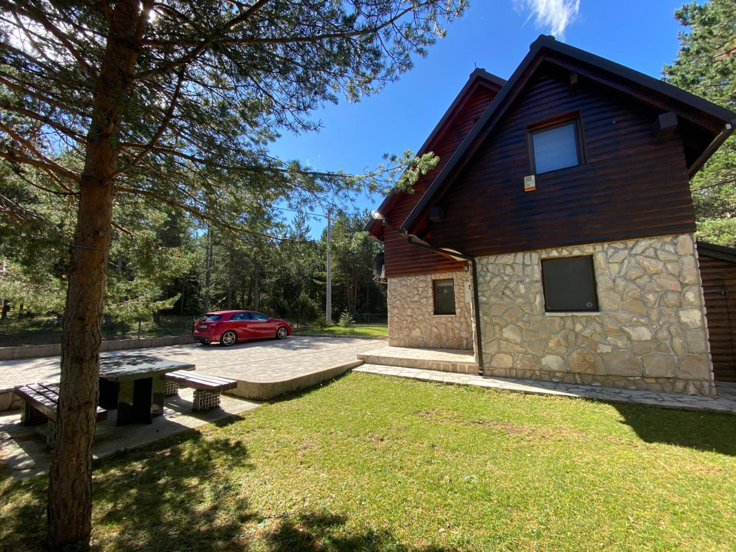 Chalet photo 2